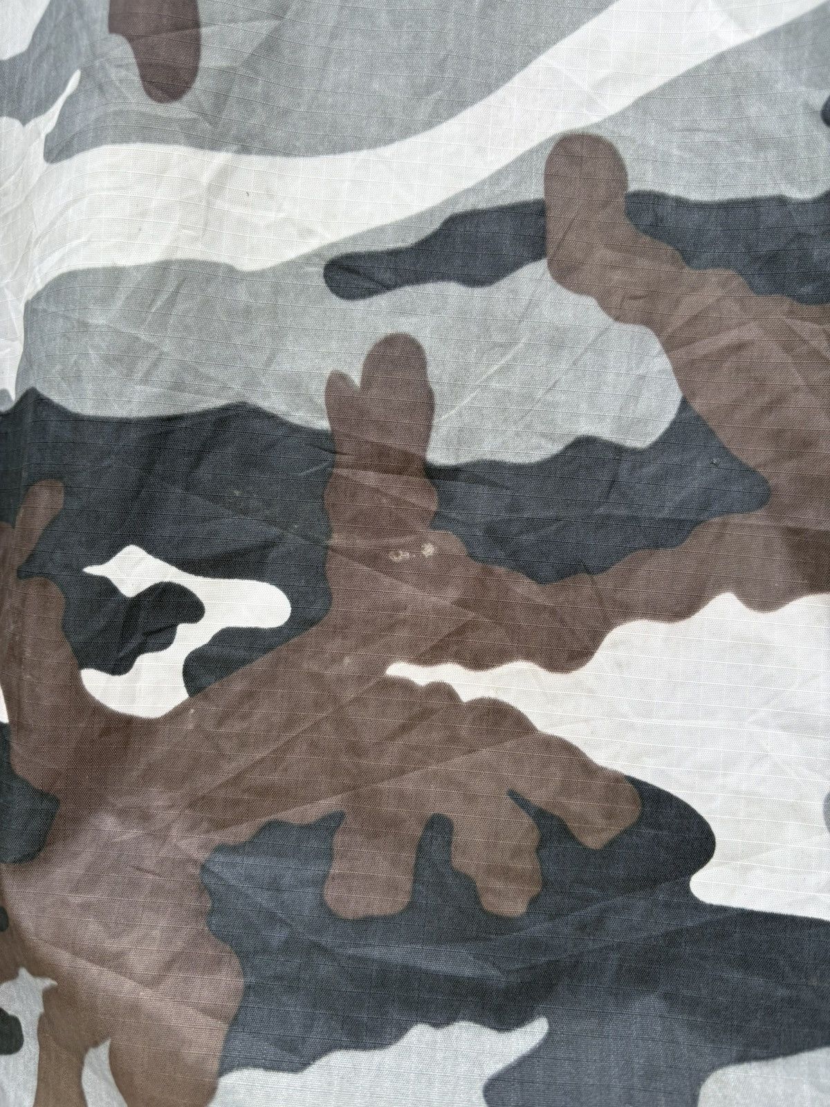 Japanese Brand Even River Camouflage Hooded Windbreaker Jacket Size US L / EU 52-54 / 3 - 14 Thumbnail