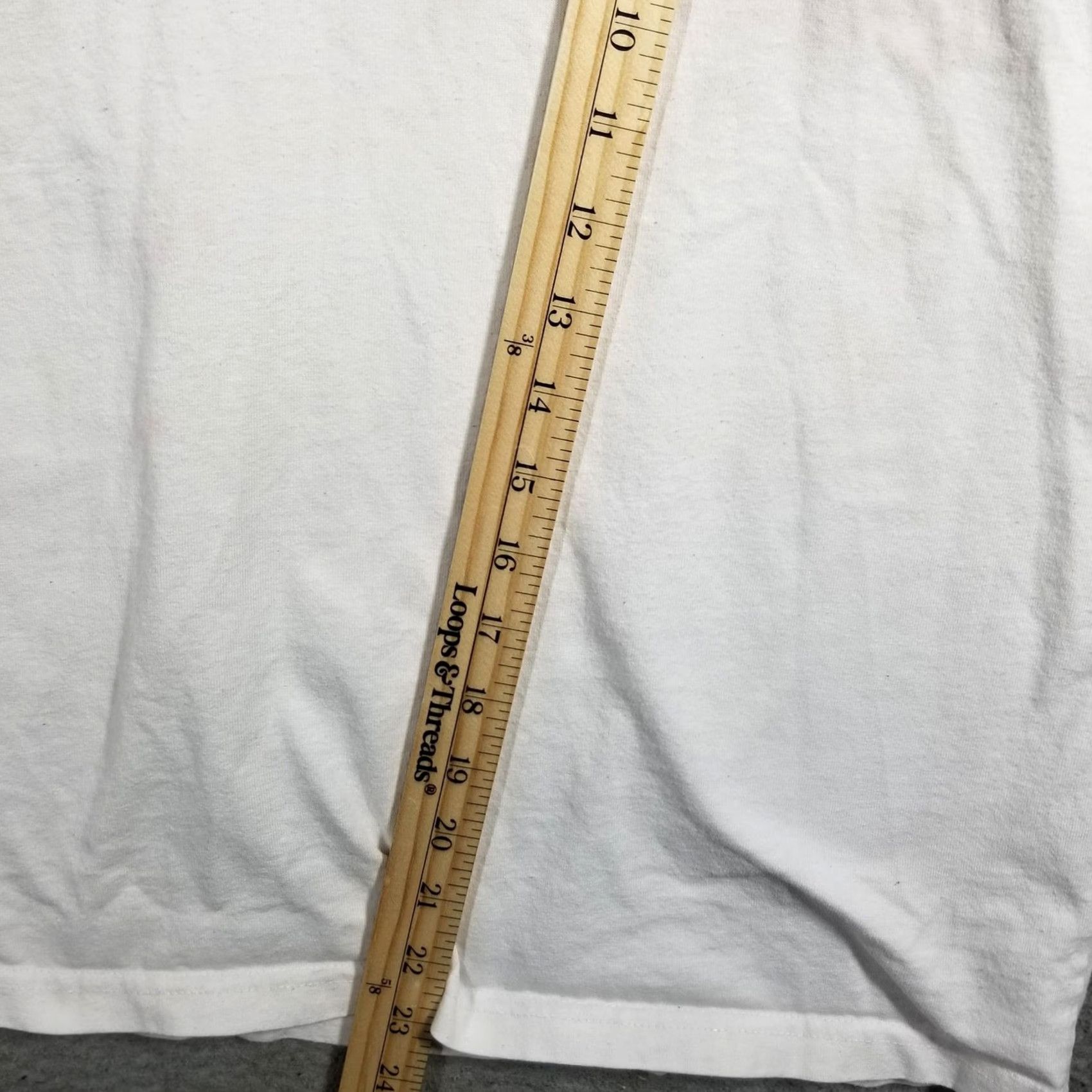 Vintage Calvin Klein Jeans Shirt Woman XL White Sleeveless V-Neck Logo Tank Vintage Size US XL / EU 56 / 4 - 6 Thumbnail
