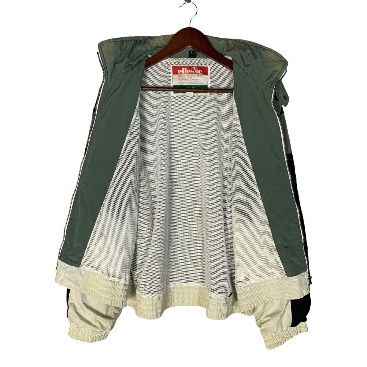 Ellesse Vintage Ellesse Italian Racing Spirit Jacket Size L Size US L / EU 52-54 / 3 - 7 Thumbnail