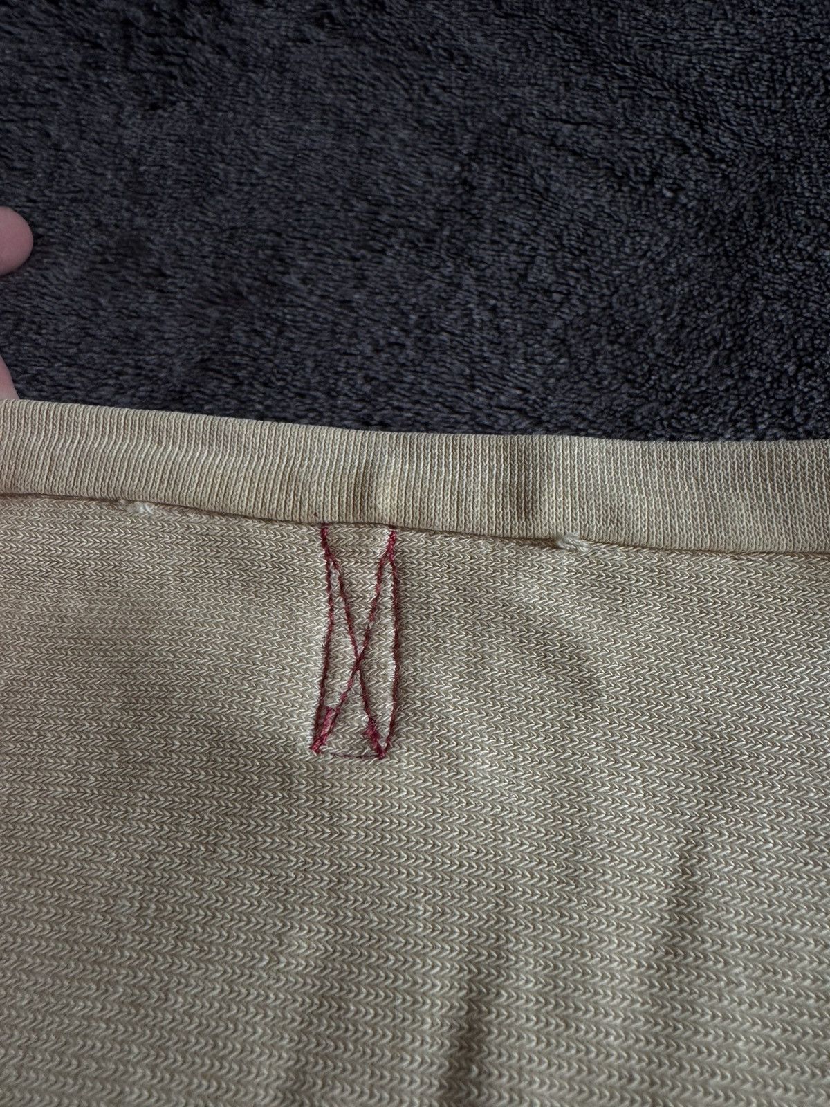 Prada Prada vintage beige tee red tab back Size US S / EU 44-46 / 1 - 7 Thumbnail