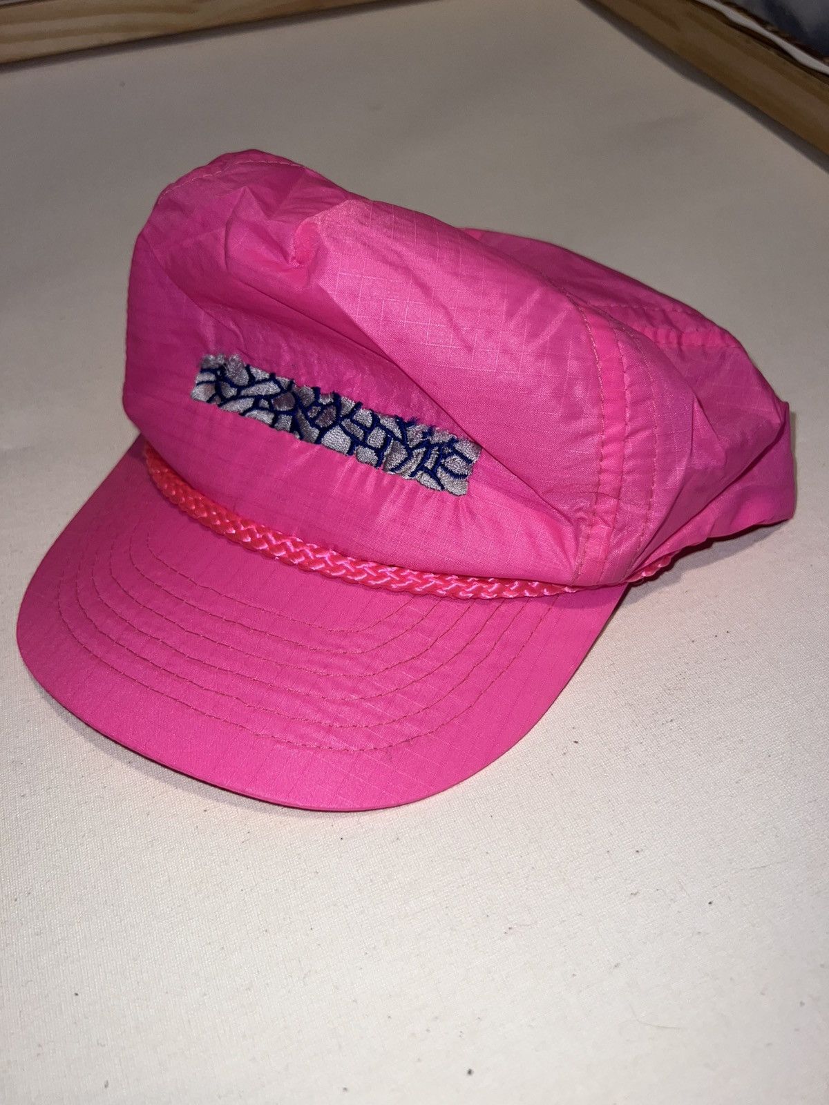 Vintage 80’s 90’s VTG Vintage Pink Graphic Design Retro Indie Hat Size ONE SIZE - 1 Thumbnail