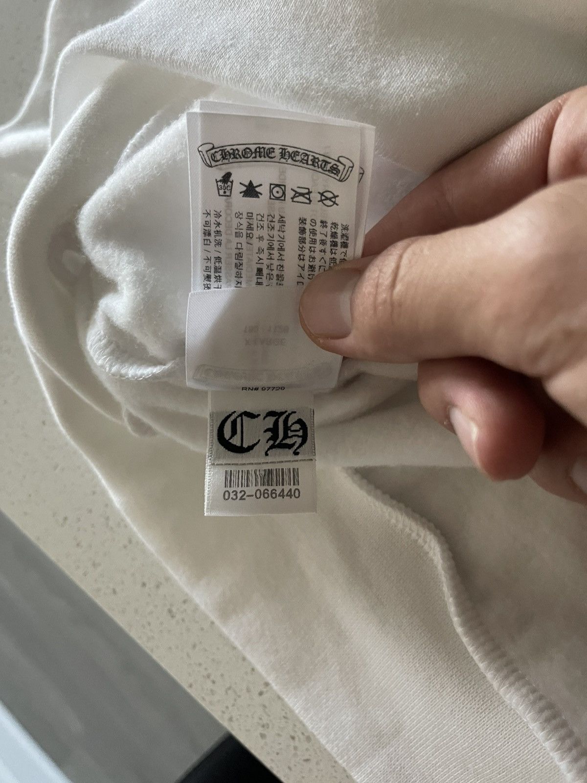 Chrome Hearts Chrome Hearts Neck Arm Logo White Crewneck Size US XL / EU 56 / 4 - 9 Thumbnail