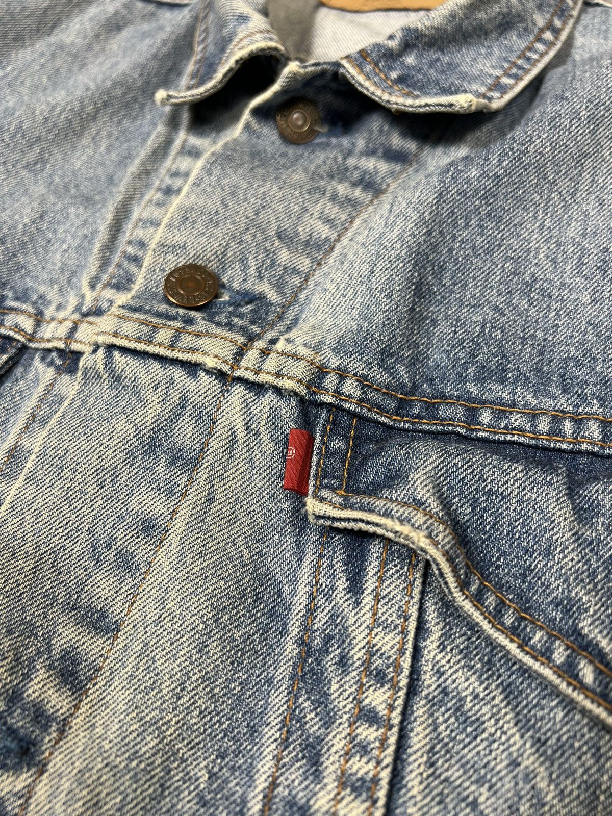Levi's Vintage Clothing Vintage 90s Levis Washed Heawyweight Denim Jacket Size US XL / EU 56 / 4 - 4 Thumbnail