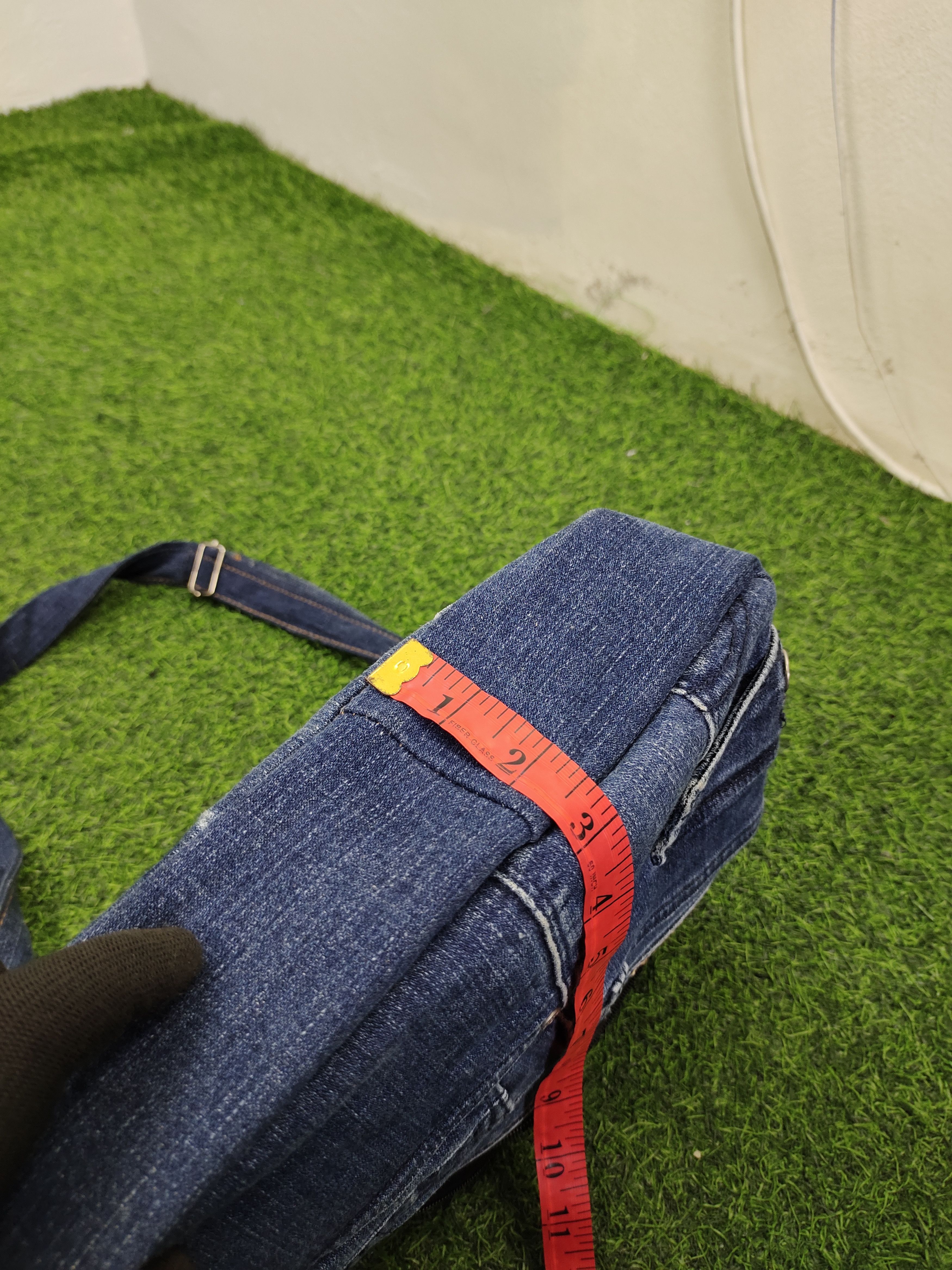 If Six Was Nine Vintage Levis Custom Crossbody Sling Denim Bag Size ONE SIZE - 16 Thumbnail