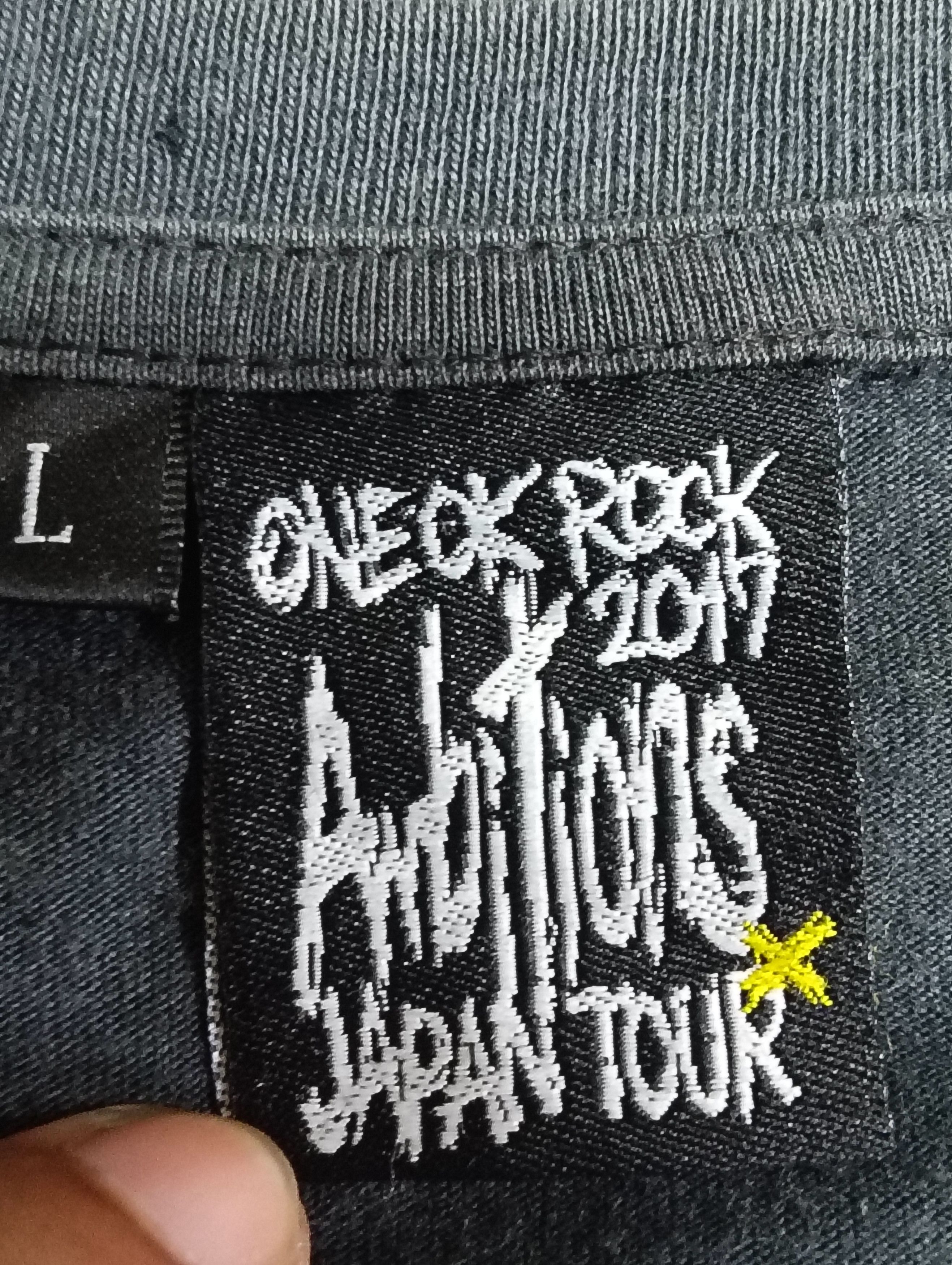 Band Tees × Japanese Brand One ok rock ambition Japan tour 2017 faded black. Size US L / EU 52-54 / 3 - 4 Thumbnail