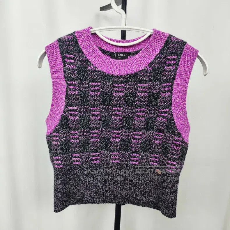 Chanel Chanel Pink and gray woollen knitted vest Size XS / US 0-2 / IT 36-38 - 1 Thumbnail