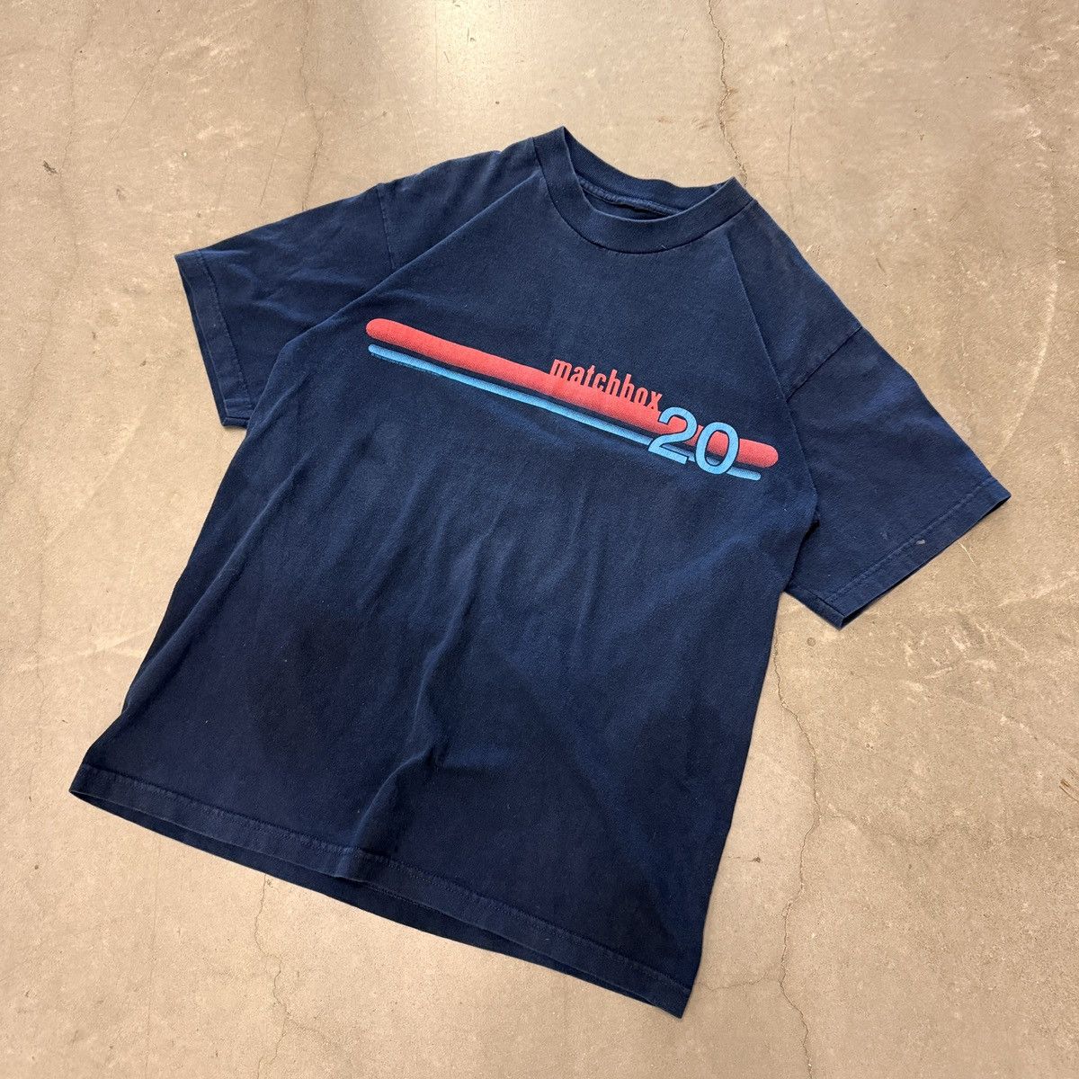 Vintage Vintage 1998 Matchbox Twenty Band Tee Size US L / EU 52-54 / 3 - 1 Thumbnail