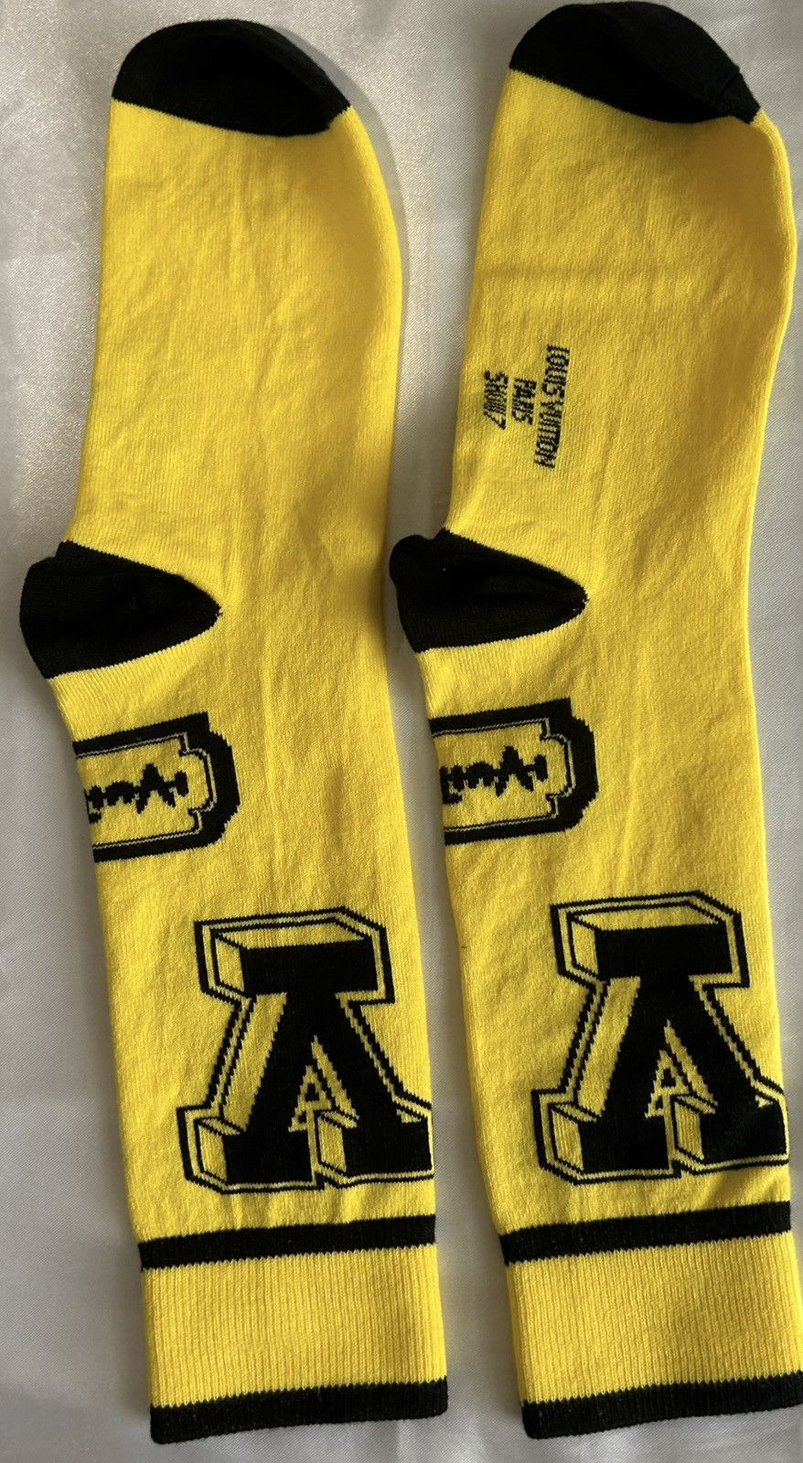 Louis vuitton supreme socks sale