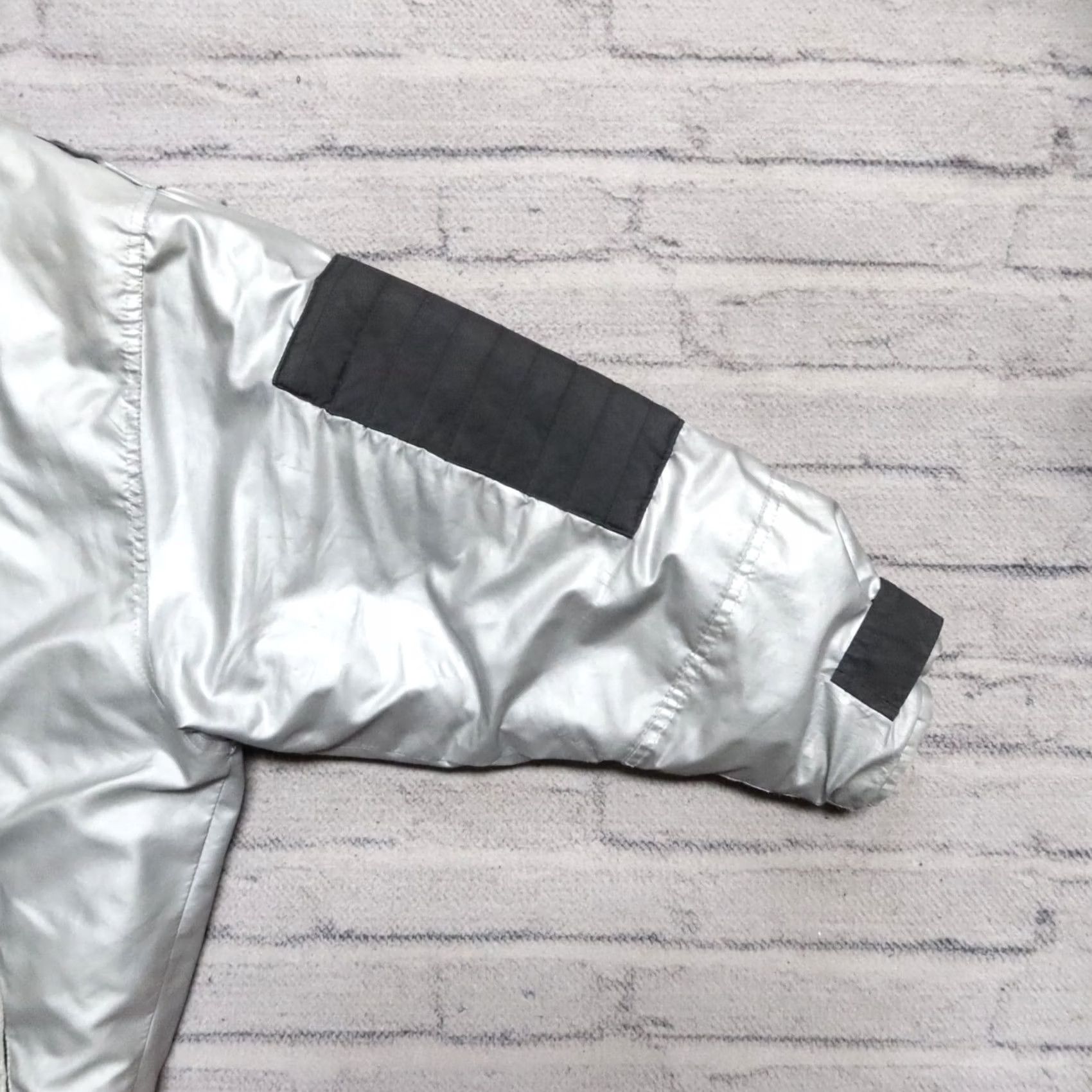 Vintage Vintage Boss Tech Quilted Puffer Jacket M Silver Men Size M Jacket Size US M / EU 48-50 / 2 - 7 Thumbnail