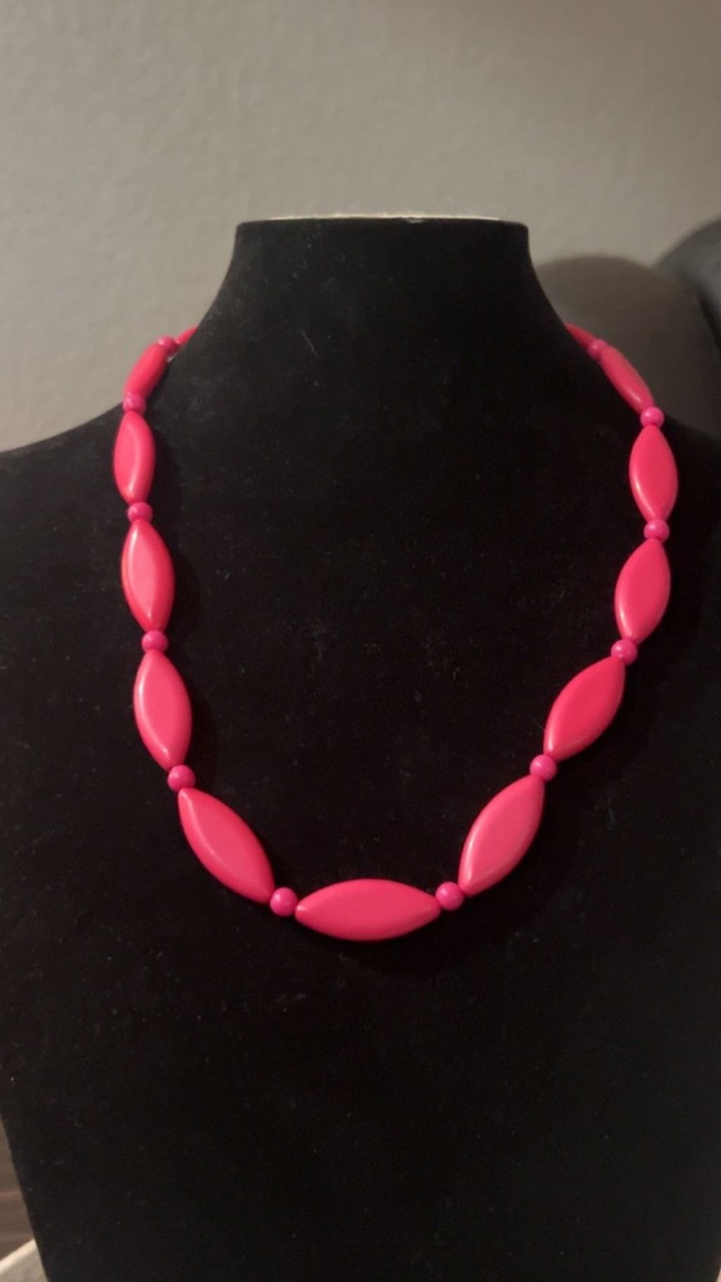 The Unbranded Brand Women's Unbranded Pink Beaded Necklace One Size Size ONE SIZE - 1 Thumbnail