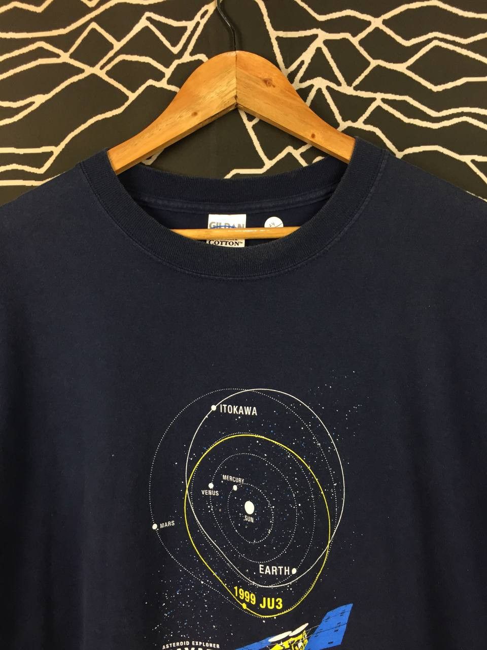 Vintage Vtg Y2K Hayabusa2 Asteroid Explorer Space Mission Tee Size US XL / EU 56 / 4 - 3 Thumbnail