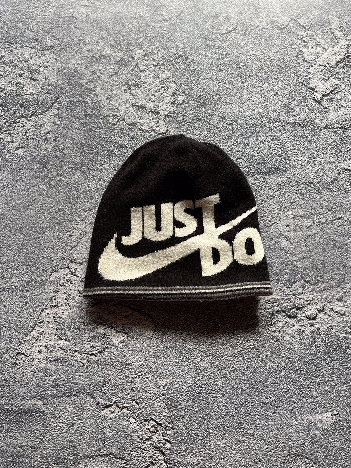 Nike × Vintage Vintage Nike Reversible Beanie Hat Big Swoosh Y2k Size ONE SIZE - 1 Thumbnail