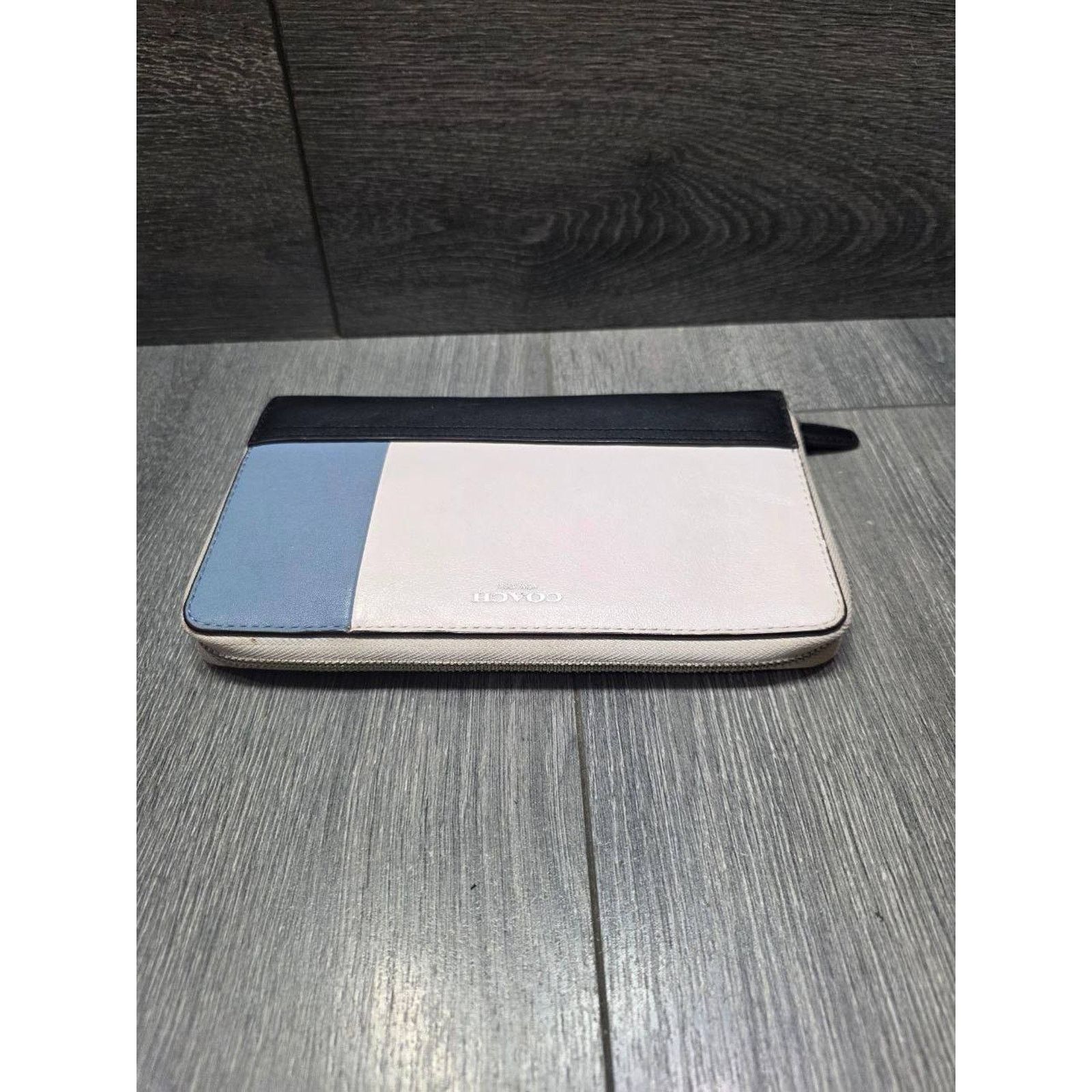 Coach Coach Colorblock Zip Around Wallet used B000442 Size ONE SIZE - 4 Thumbnail