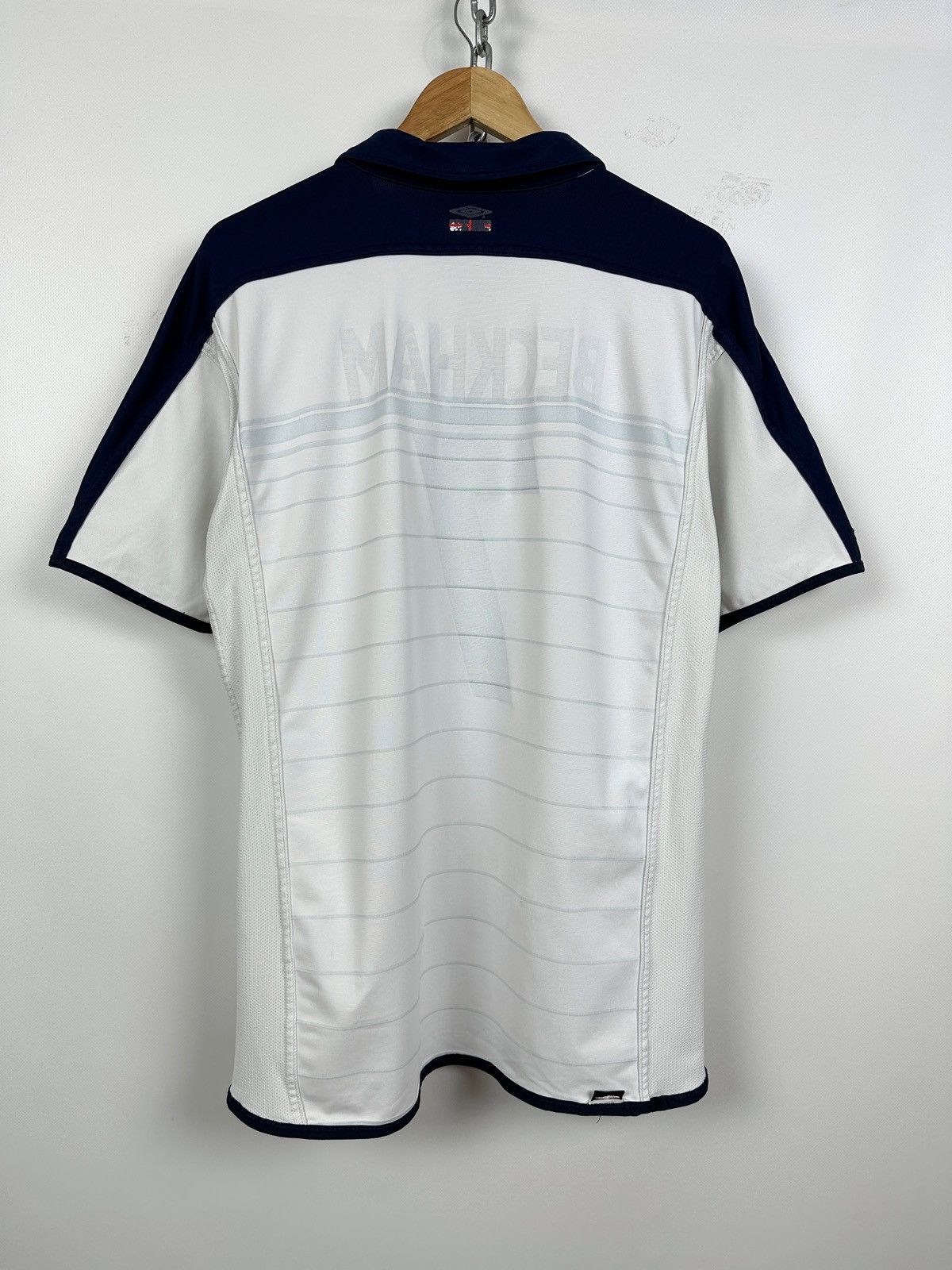 Umbro 2004 Umbro England David Beckham World Cup Soccer Jersey Size US L / EU 52-54 / 3 - 4 Thumbnail