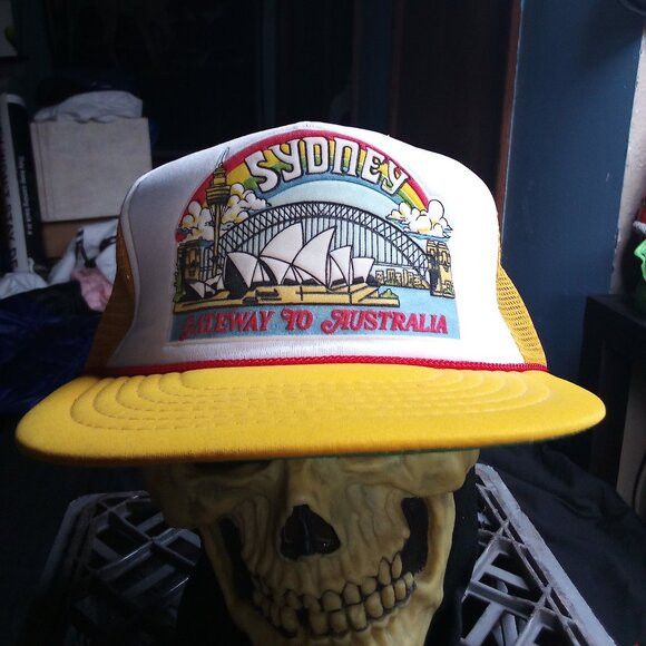 Other Deadstock Vintage Sydney Gateway To Australia Trucker Hat Size ONE SIZE - 1 Thumbnail