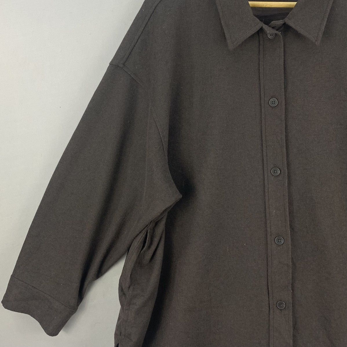 Uniqlo Uniqlo Baggy Button Up OverShirt Jacket Size 3XL / US 20-22 - 4 Thumbnail