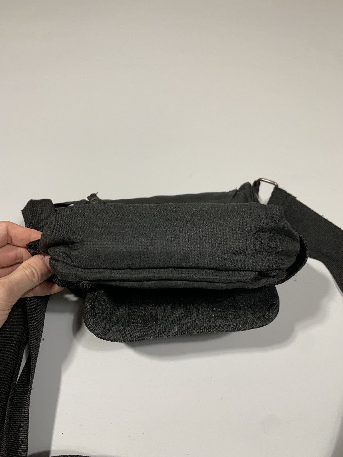 Japanese Brand Y2K Multipocket Messenger Crossbody Bag Size ONE SIZE - 11 Thumbnail