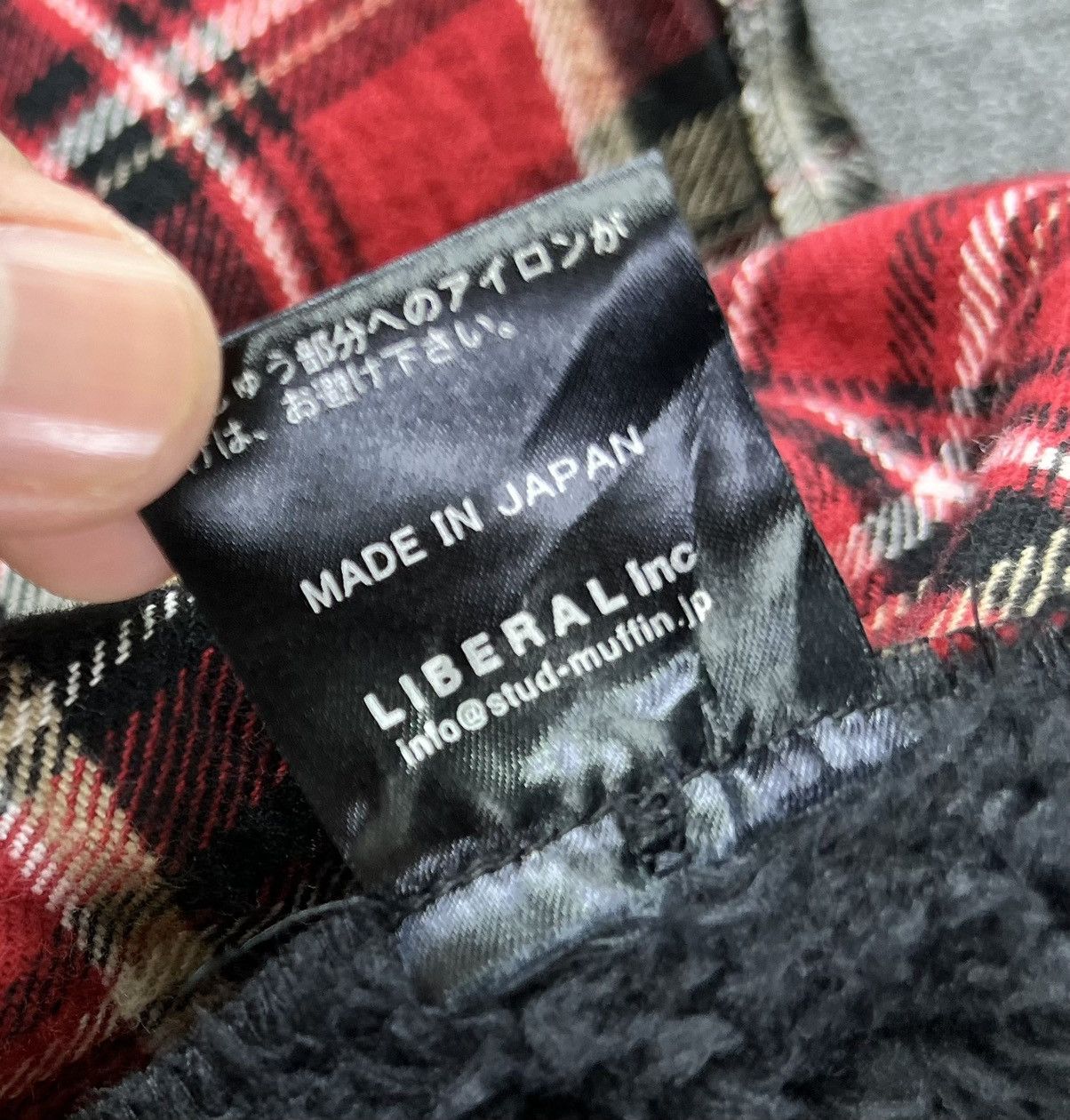 Japanese Brand Vintage Stud Muffin Shadow Plaid Fleece Button Up Jacket Size US L / EU 52-54 / 3 - 8 Thumbnail