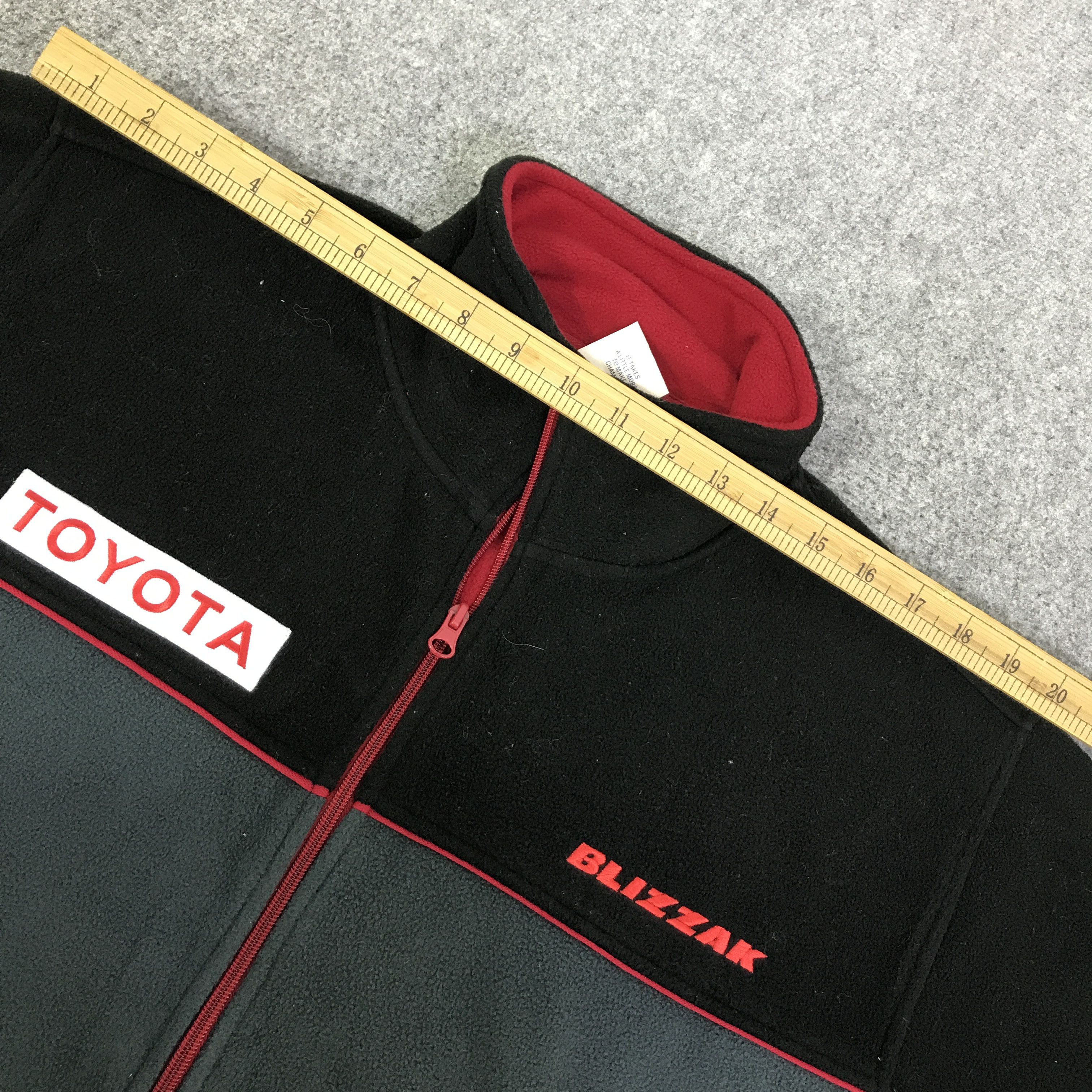 Champion TOYOTA X BRIDGESTONE FLEECE JACKET K101B16 Size US XL / EU 56 / 4 - 6 Thumbnail