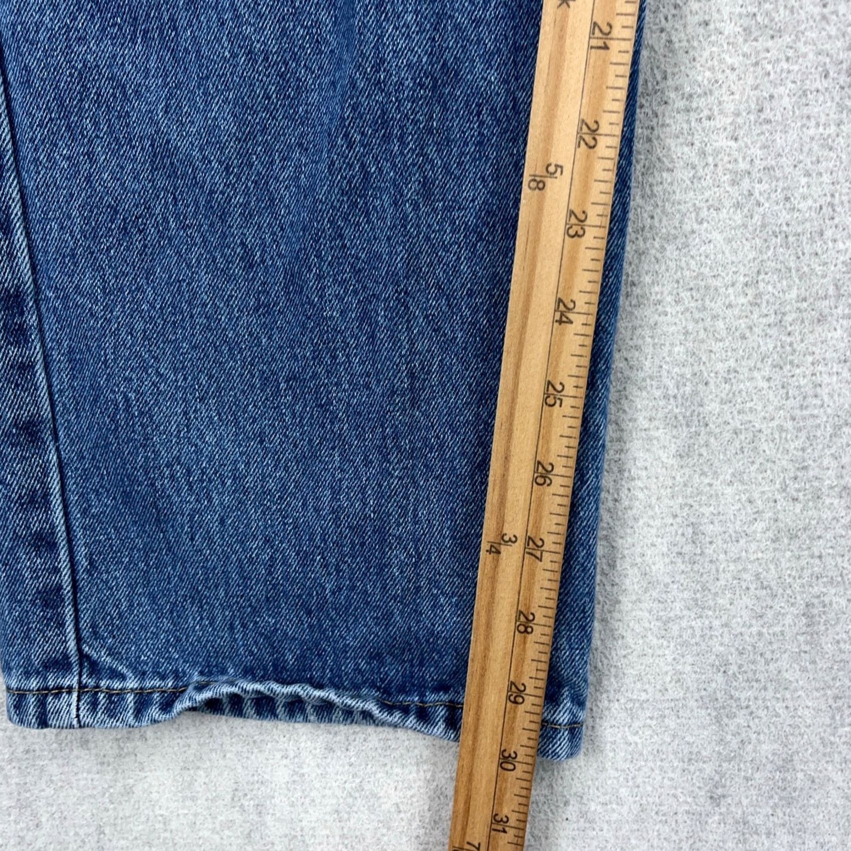 Levi's Vintage Levis 550 Jeans Men 40x32 Relaxed Fit Straight Leg Med Wash Baggy Jeans 90s American Classic Mens Size US 40 / EU 56 - 7 Thumbnail