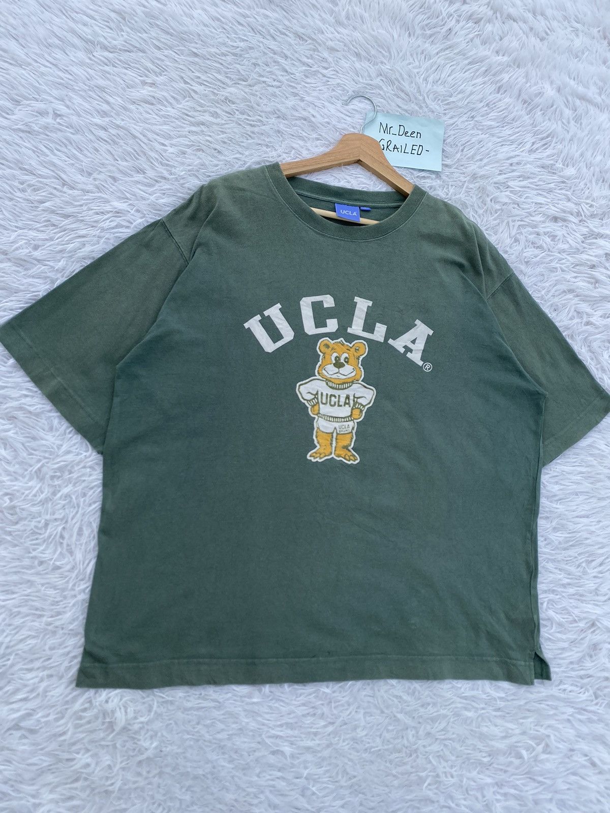 Vintage Rare Vintage UCLA Bruins Los Angeles Tshirt Size US L / EU 52-54 / 3 - 3 Thumbnail