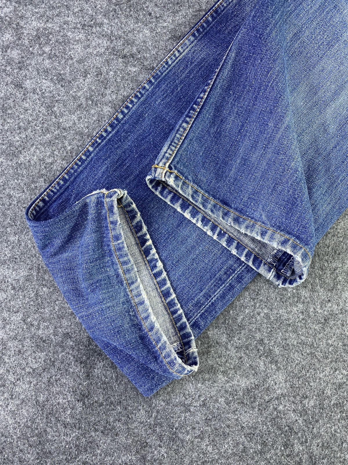 Jean × Levi's × Vintage Vintage Levis 502 Distresses Blue Wash Jeans - J881 Size US 32 / EU 48 - 10 Thumbnail