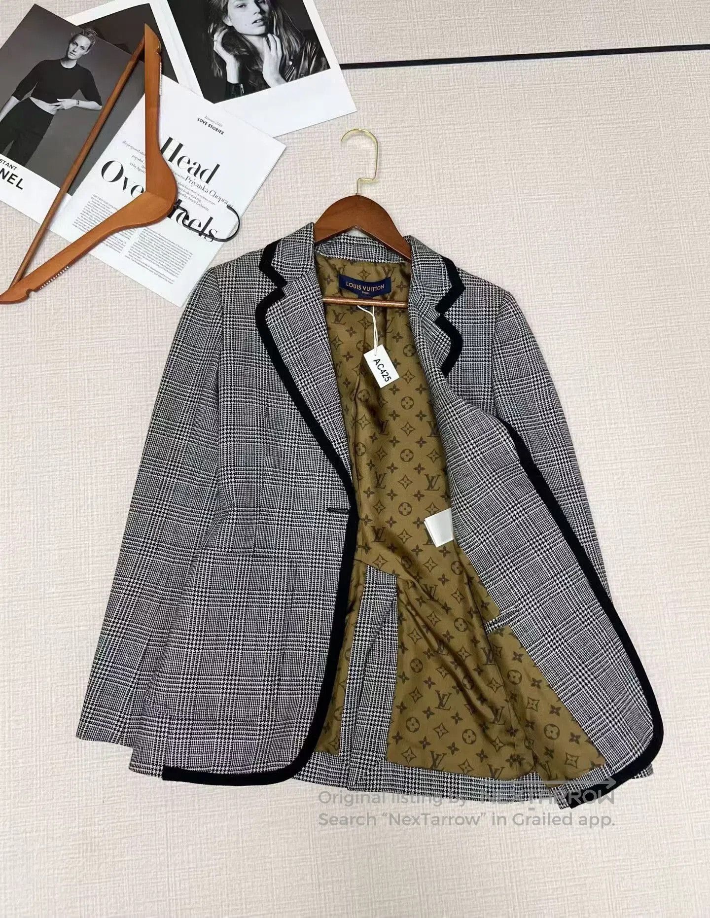 Louis Vuitton Louis Vuitton Plaid Embroidered Casual Blazer. Size XXS / US 00 / IT 34 - 5 Thumbnail