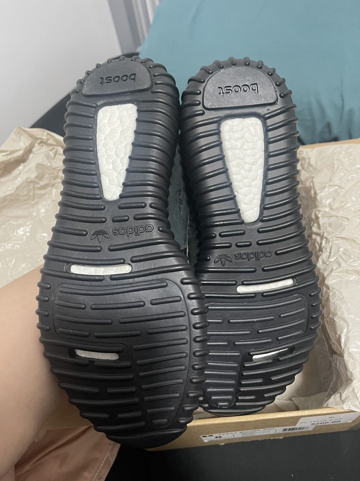 Yeezy Yeezy Pirate Black 350 OG version 2016 edition size 8 Size US 8 / EU 41 - 9 Thumbnail