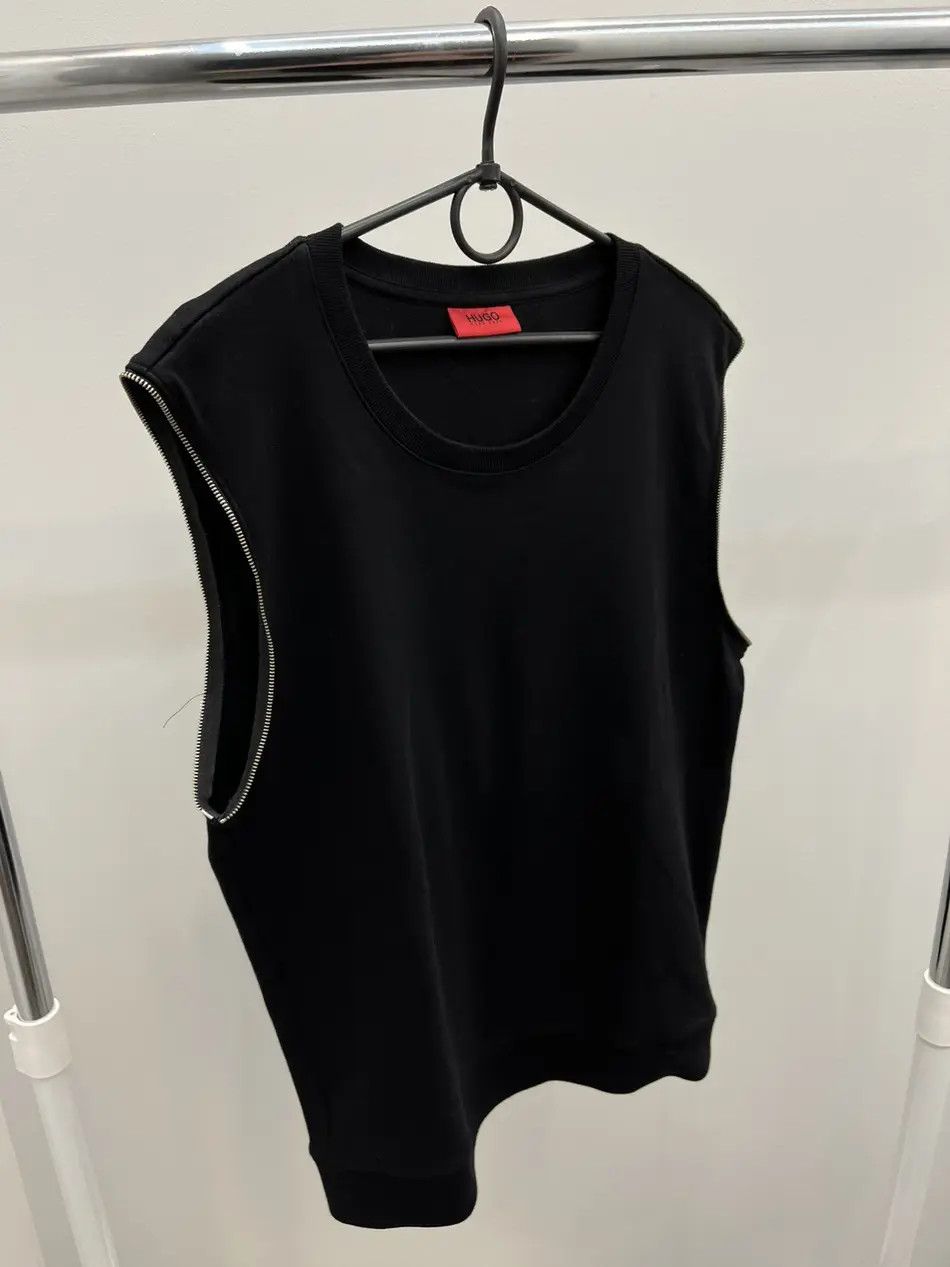 Hugo Hugo Boss Transformer Zip Sweatshirt Vest Size US L / EU 52-54 / 3 - 3 Thumbnail