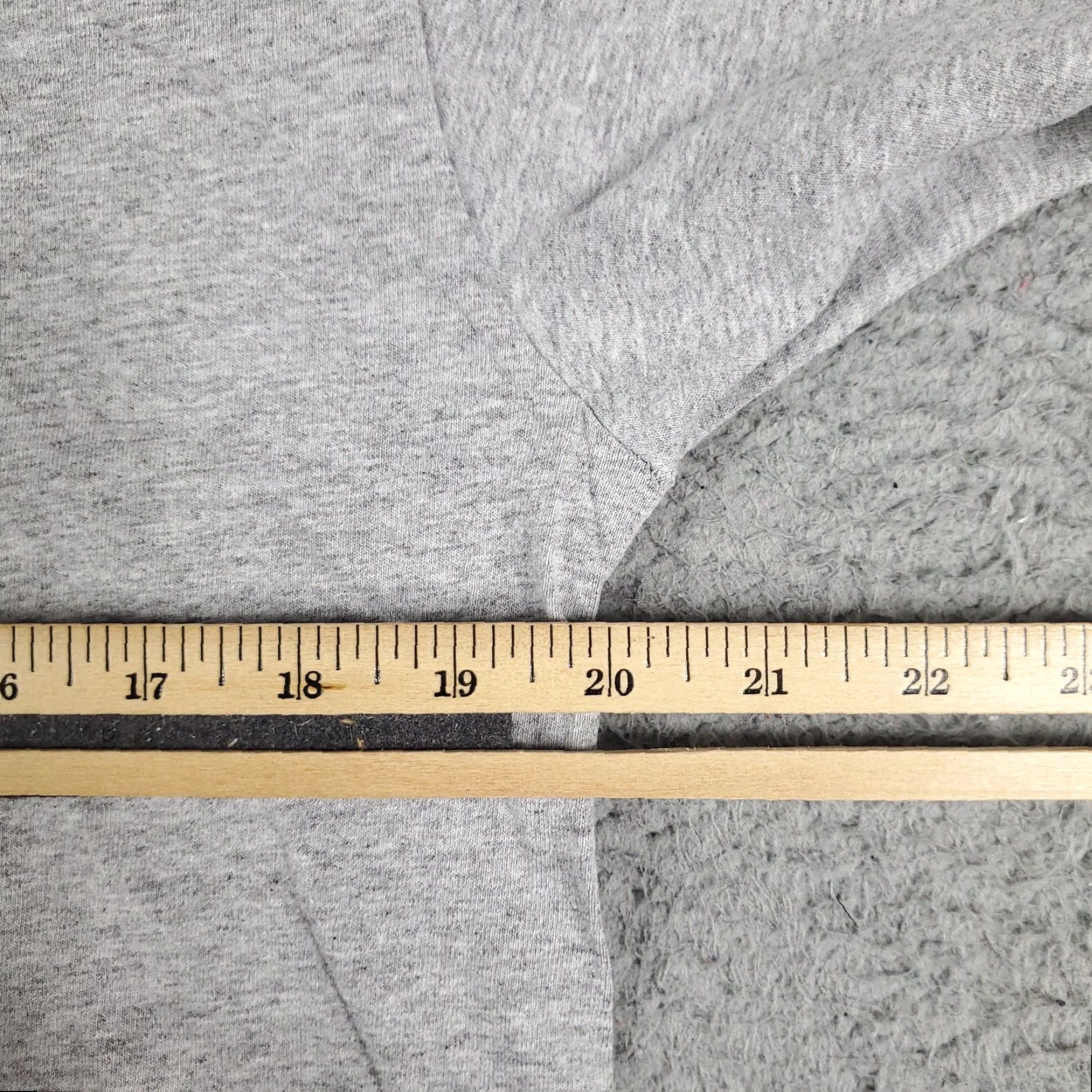 Ralph Lauren VINTAGE Ralph Lauren T-Shirt Men Large Gray Football Helmet Logo Casual Classic Sports Size US L / EU 52-54 / 3 - 6 Thumbnail