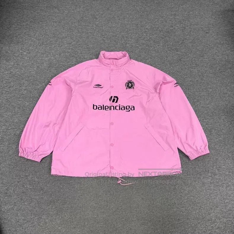 Balenciaga Balenciaga Pink Manchester United Official Logo Print Over Size US XS / EU 42 / 0 - 1 Thumbnail
