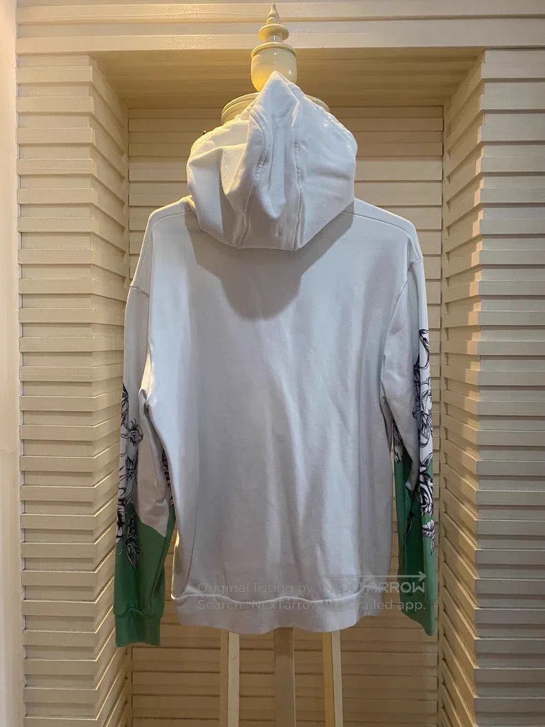 Valentino Valentino Colorful flower logo hooded sweatshirt Size US XL / EU 56 / 4 - 2 Thumbnail