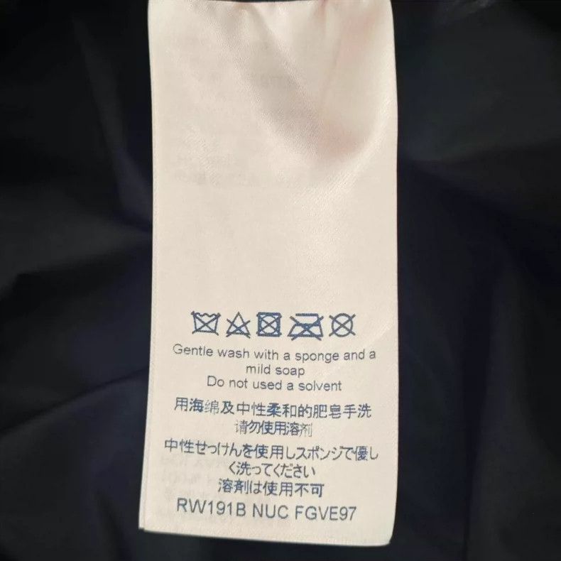 Louis Vuitton Louis Vuitton Black presbyopic leather label bat sleeve nyl Size XS / US 0-2 / IT 36-38 - 6 Thumbnail