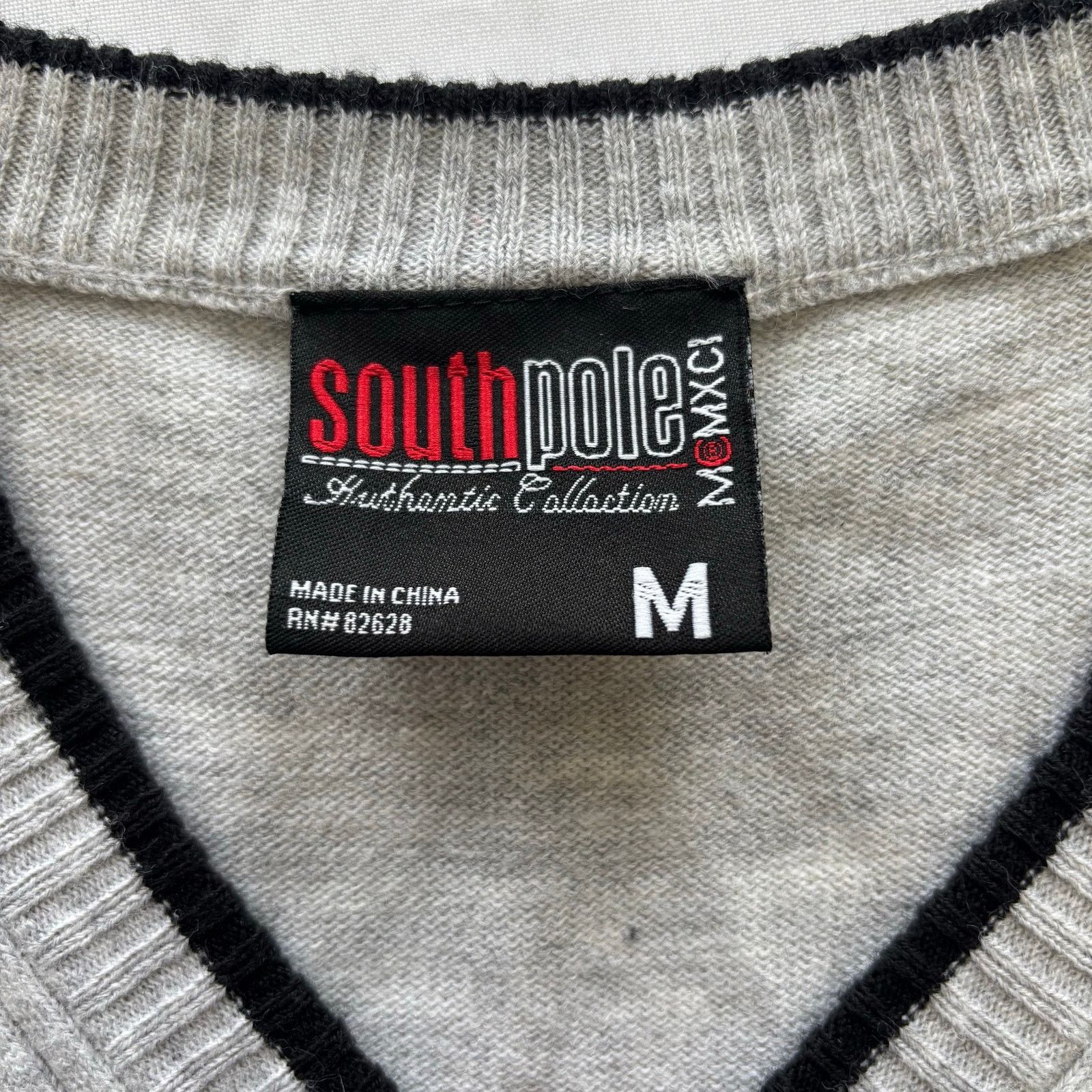 Southpole Southpole Authentic Collection Gray V-Neck Sweater Vest M Size US M / EU 48-50 / 2 - 2 Thumbnail
