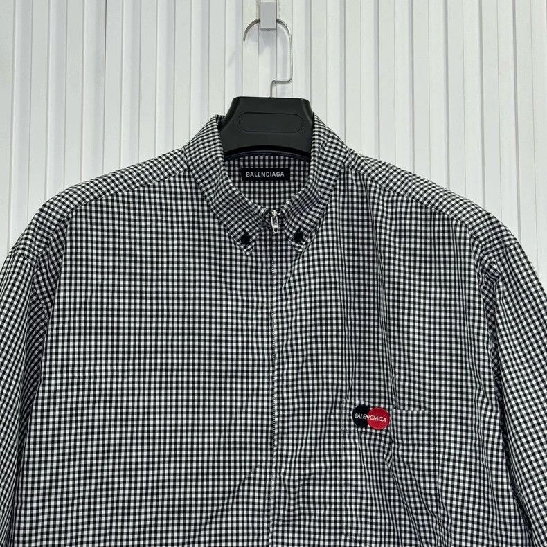 Balenciaga Balenciaga size 37 MasterCard zipper short sleeve shirt Size US S / EU 44-46 / 1 - 4 Thumbnail