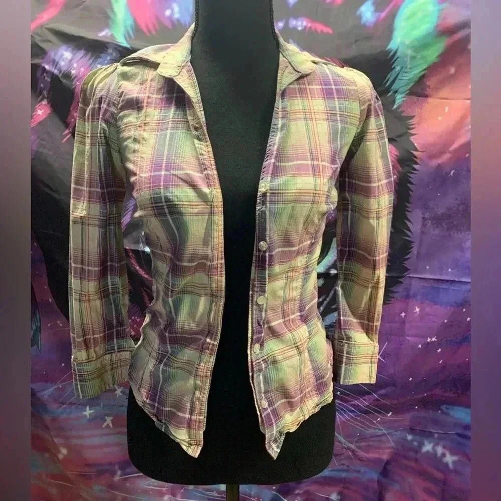 Designer Chic Women's Plaid Button-Up Shirt Size M / US 6-8 / IT 42-44 - 1 Thumbnail