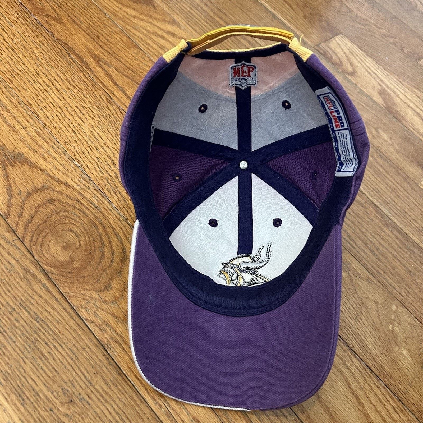 Vintage Vintage 90s Minnesota Vikings NFL Pro Line Hat Size ONE SIZE - 4 Thumbnail