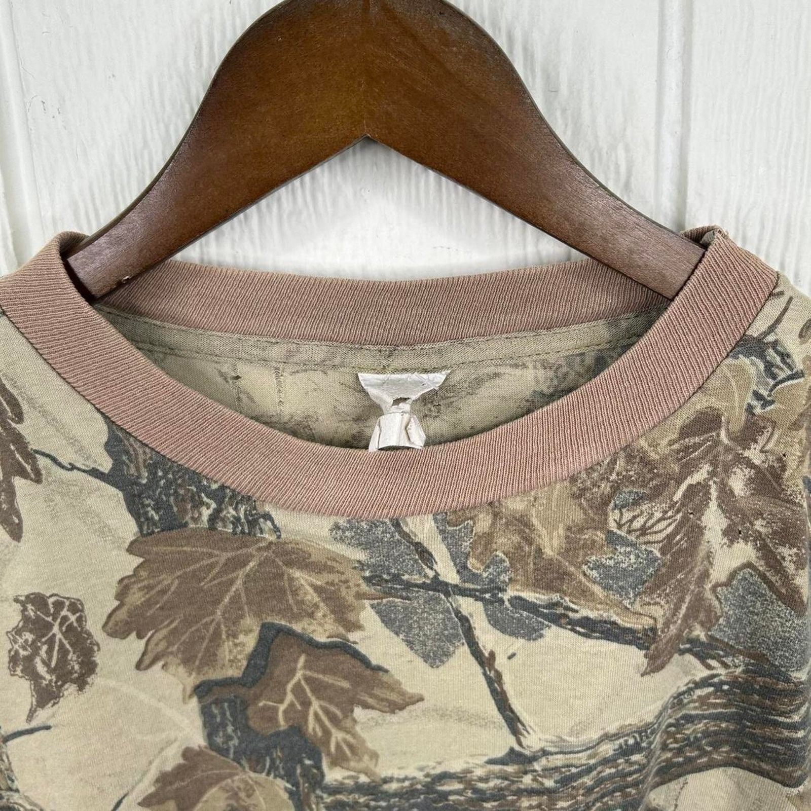 Realtree Vintage 90’s Realtree Forest Camo Longsleeve Tee Size Large Size US L / EU 52-54 / 3 - 7 Thumbnail
