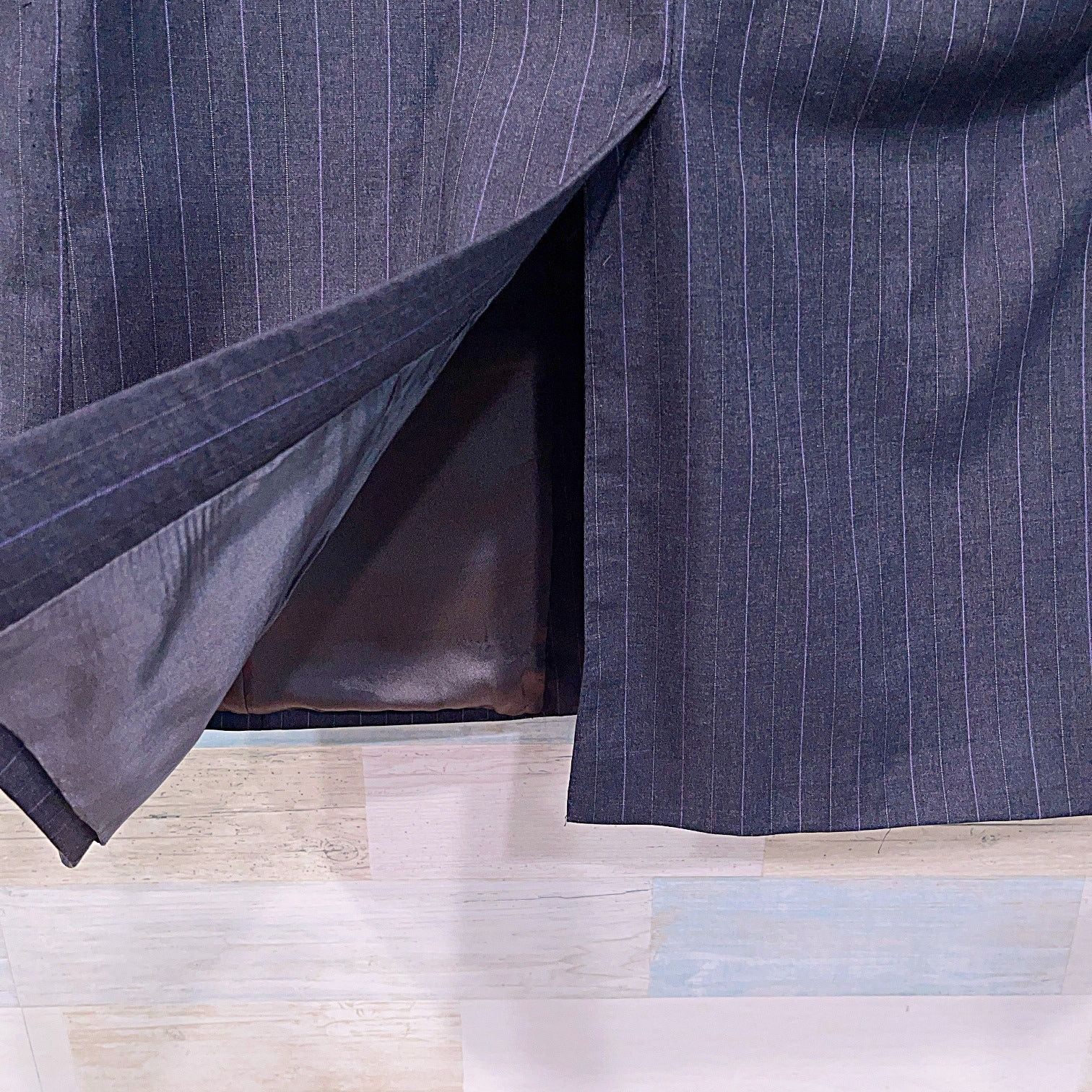 Southwick Southwick Bespoke Striped 3 Button Suit Gray Wool 44R 36x31 Size 44R - 8 Thumbnail