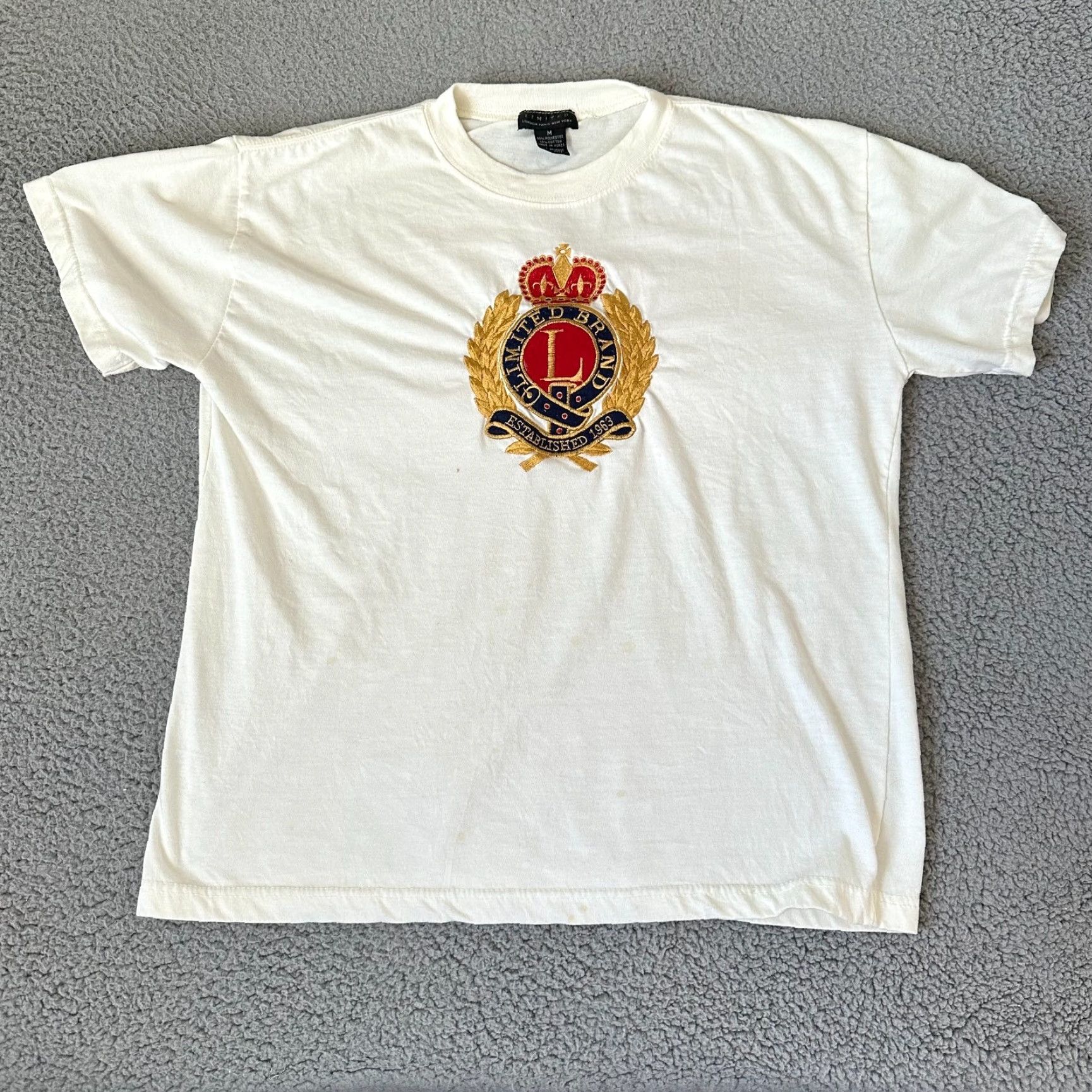 Vintage VINTAGE The Limited Shirt Womens M White Crown Logo Embroidery Ladies T Tee Size M / US 6-8 / IT 42-44 - 2 Thumbnail