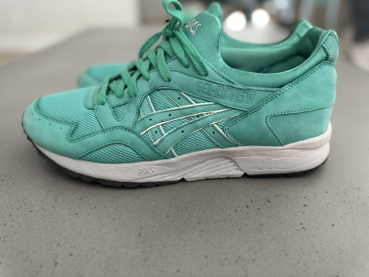 Asics × Ronnie Fieg Ronnie Fieg x Asics Gel Lyte V - Mint Leaf 10.5 Size US 10.5 / EU 43-44 - 4 Thumbnail