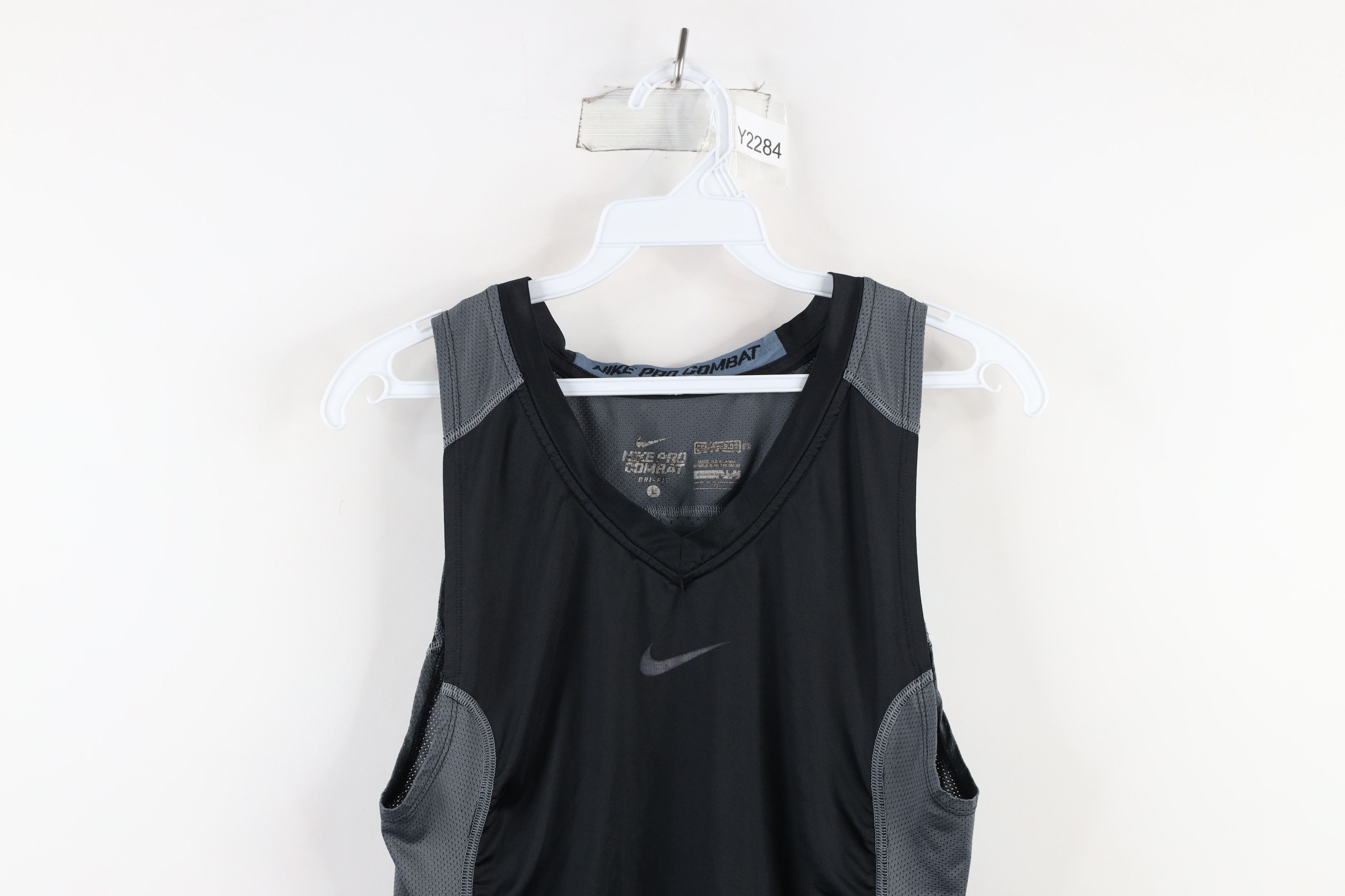 Nike × Vintage Nike Pro Combat Compression Training Sleeveless T-Shirt Size US L / EU 52-54 / 3 - 2 Thumbnail