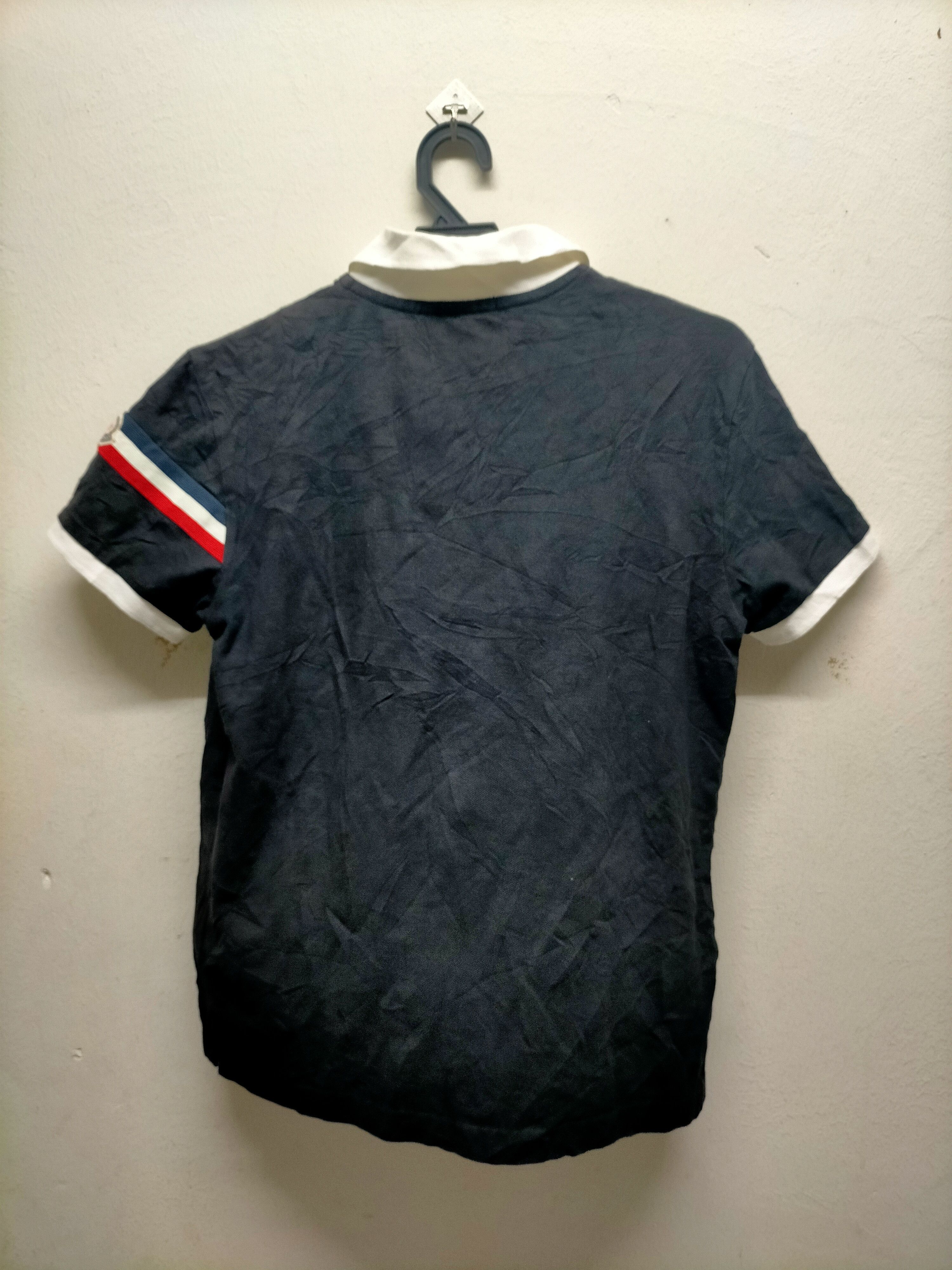 Moncler Moncler Polo Tshirt Size US M / EU 48-50 / 2 - 2 Thumbnail