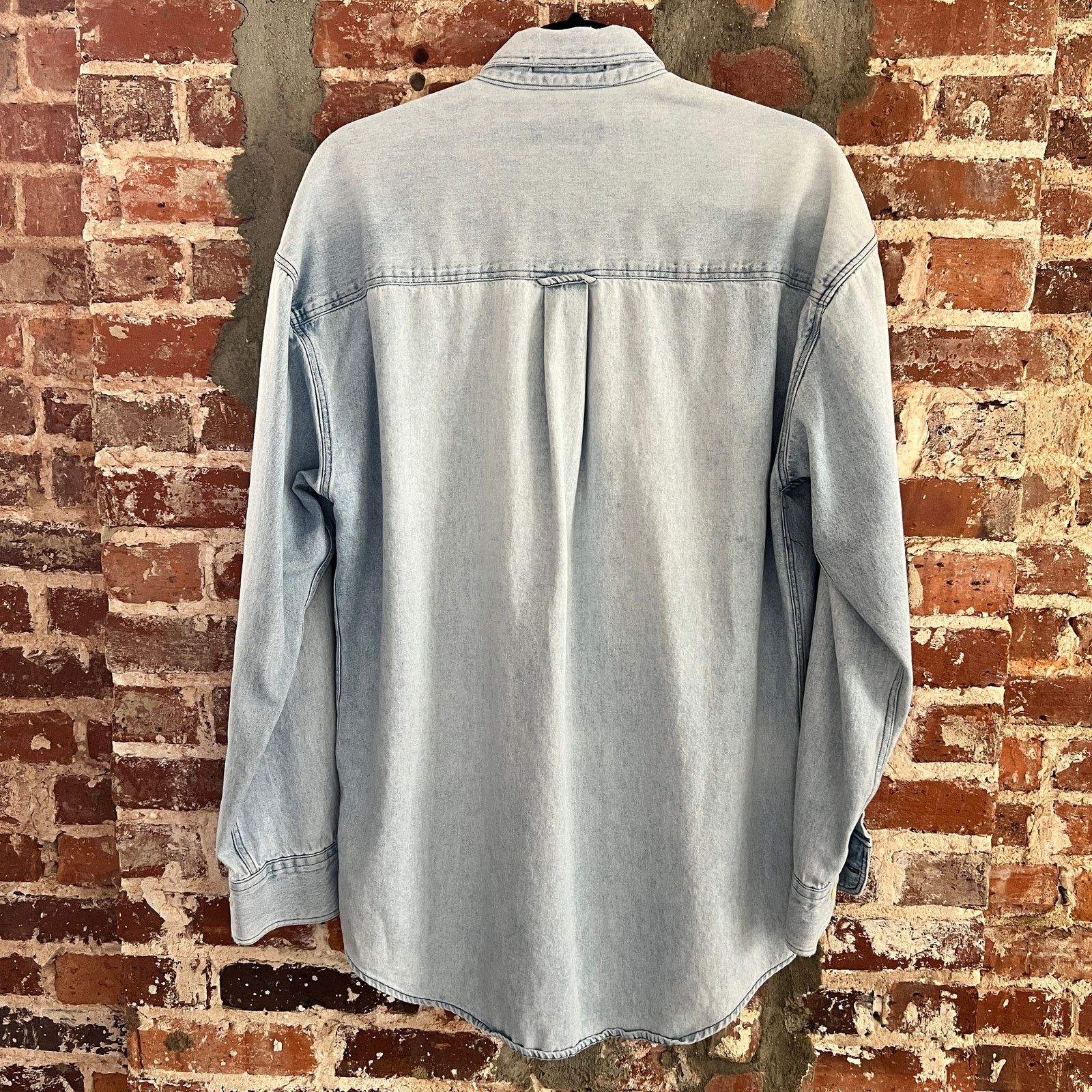 Chaps Ralph Lauren VTG Chaps Ralph Lauren Distressed Men's Denim Shirt M 23x29 Size US M / EU 48-50 / 2 - 7 Thumbnail