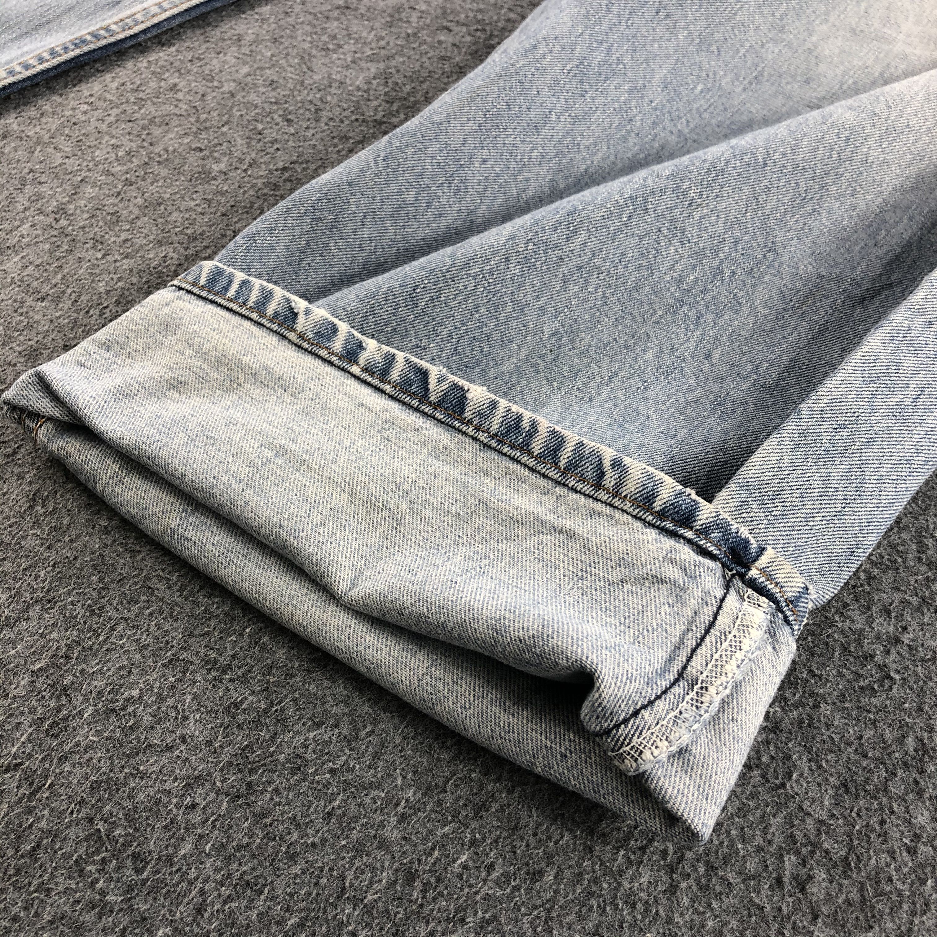 Levi's W51 Light Wash Vintage Levis 550 Jeans-J1176 Size US 44 / EU 60 - 7 Thumbnail
