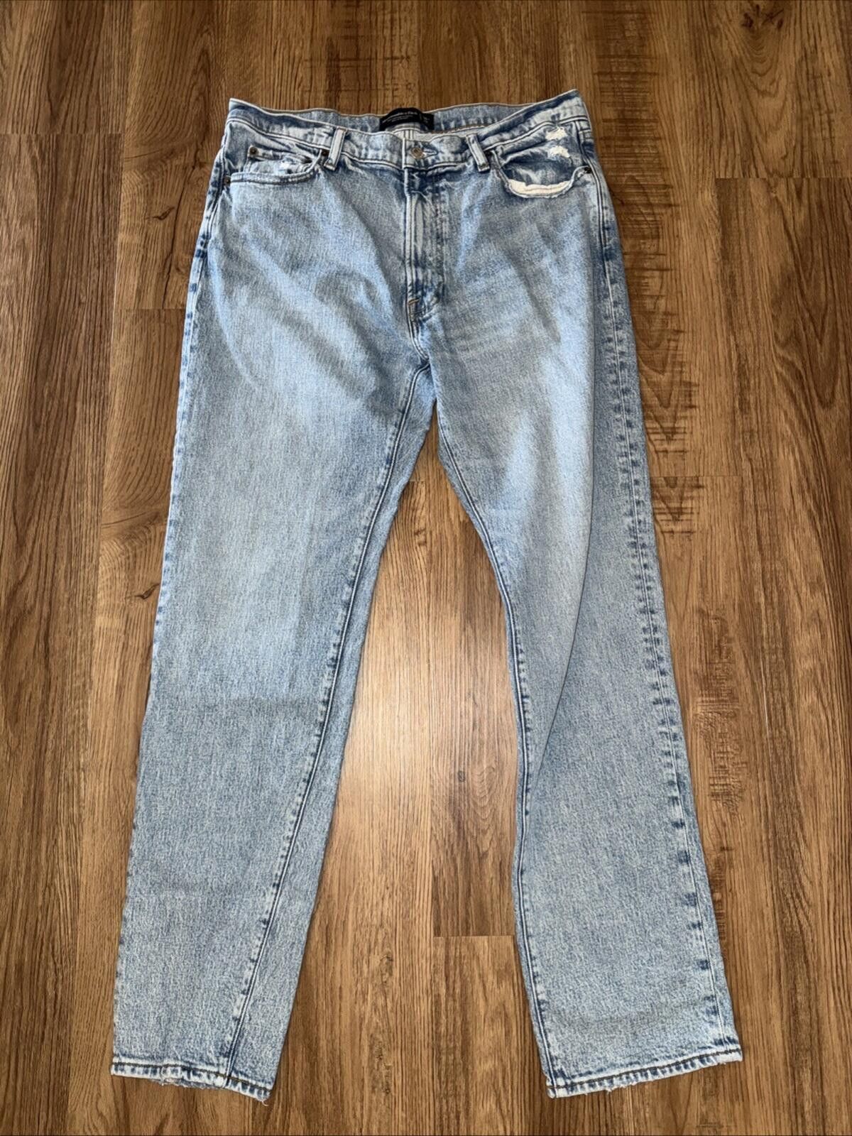 Abercrombie & Fitch Abercrombie & Fitch Jeans Mens Stonewash 90 Straight Vintage Size US 34 / EU 50 - 1 Thumbnail
