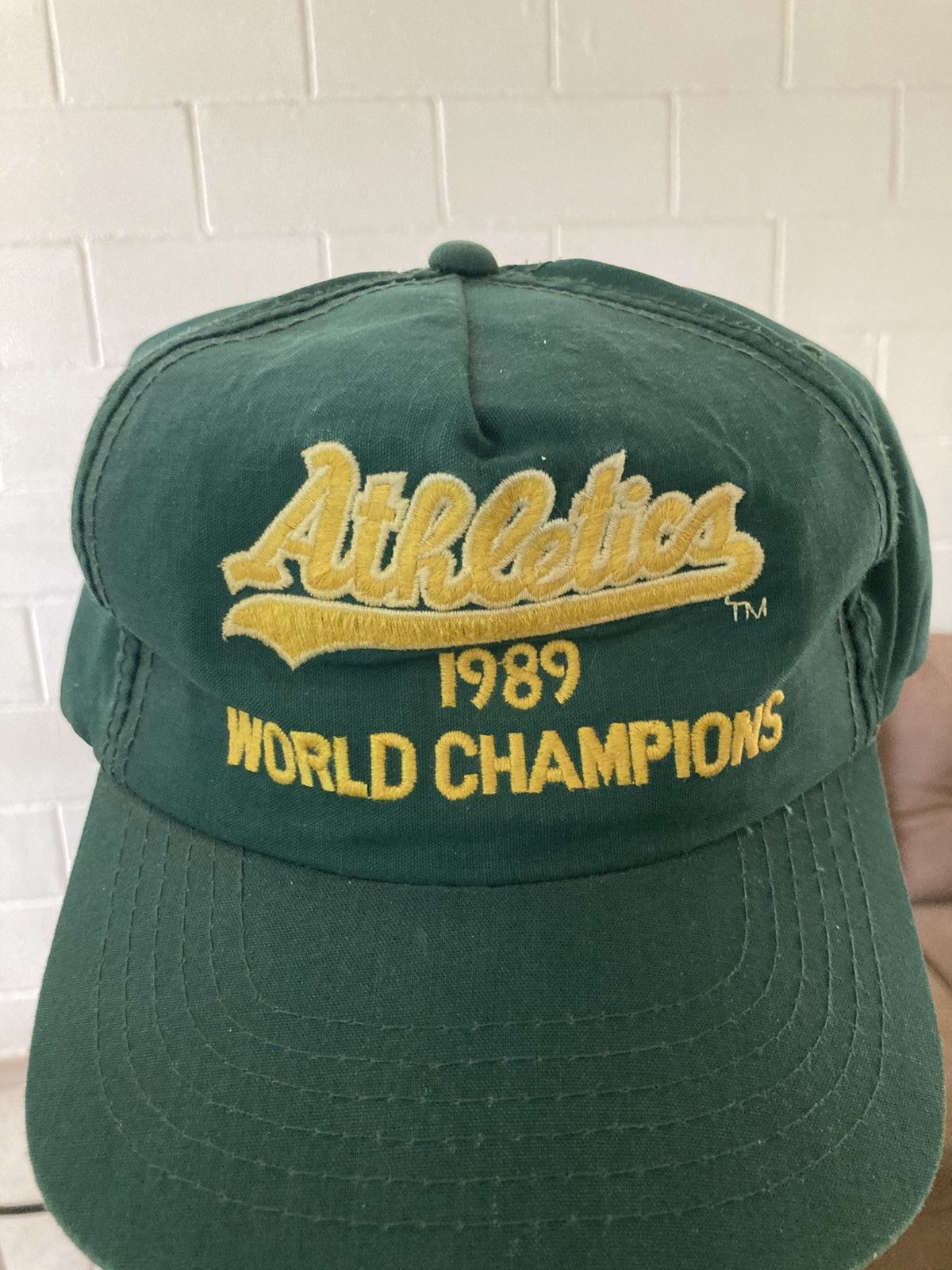 MLB Athletics World Champions 1989 hat Size ONE SIZE - 1 Thumbnail