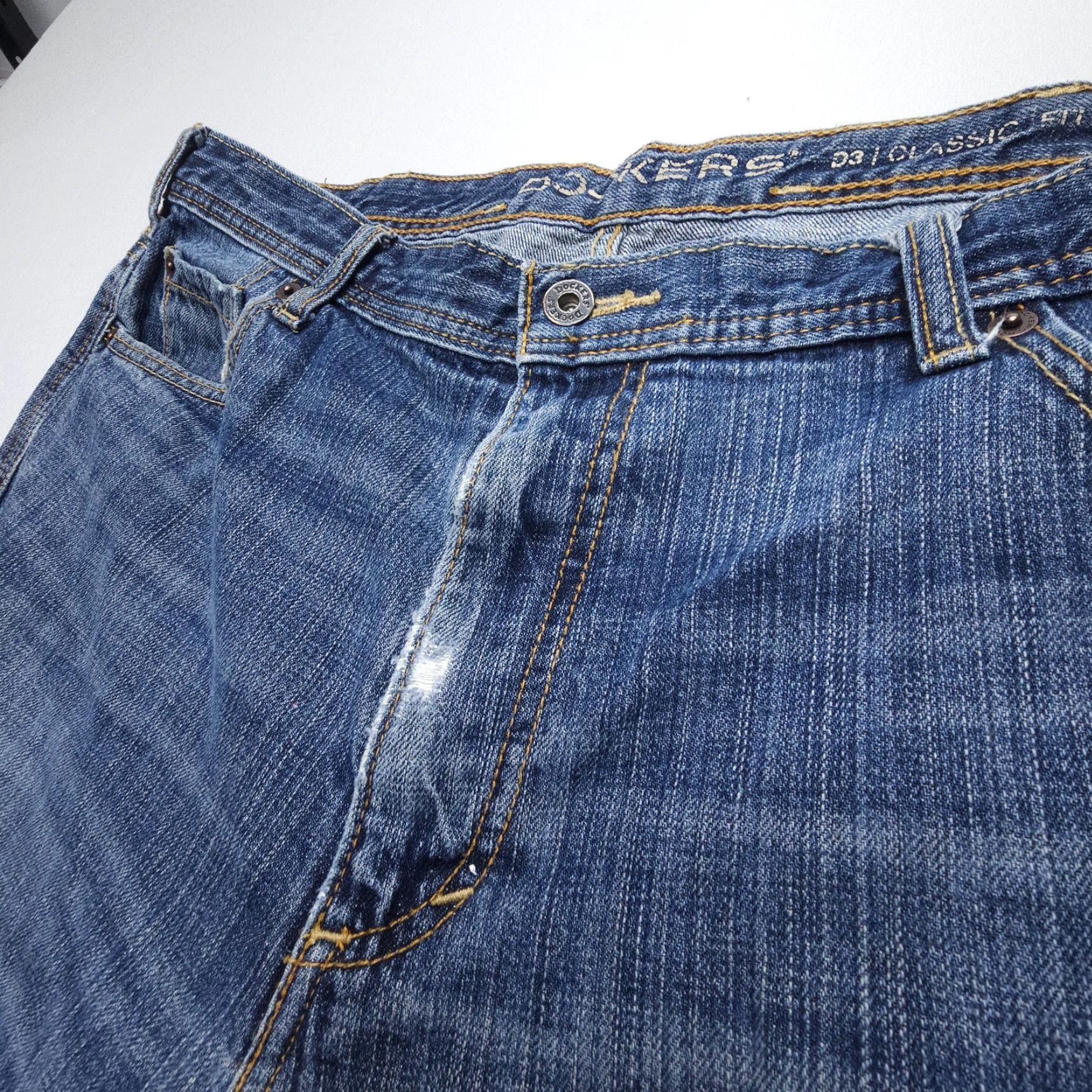 Dockers VINTAGE Dockers D3 Classic Fit Jeans Mens 38 x 30 Dark Distressed 2000s Denim Size US 38 / EU 54 - 4 Thumbnail
