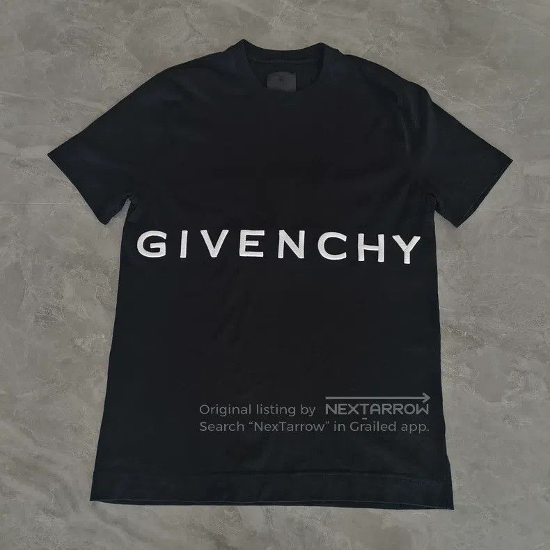 Givenchy Givenchy Letter Embroidery Round Neck Short Sleeve Size US L / EU 52-54 / 3 - 1 Thumbnail