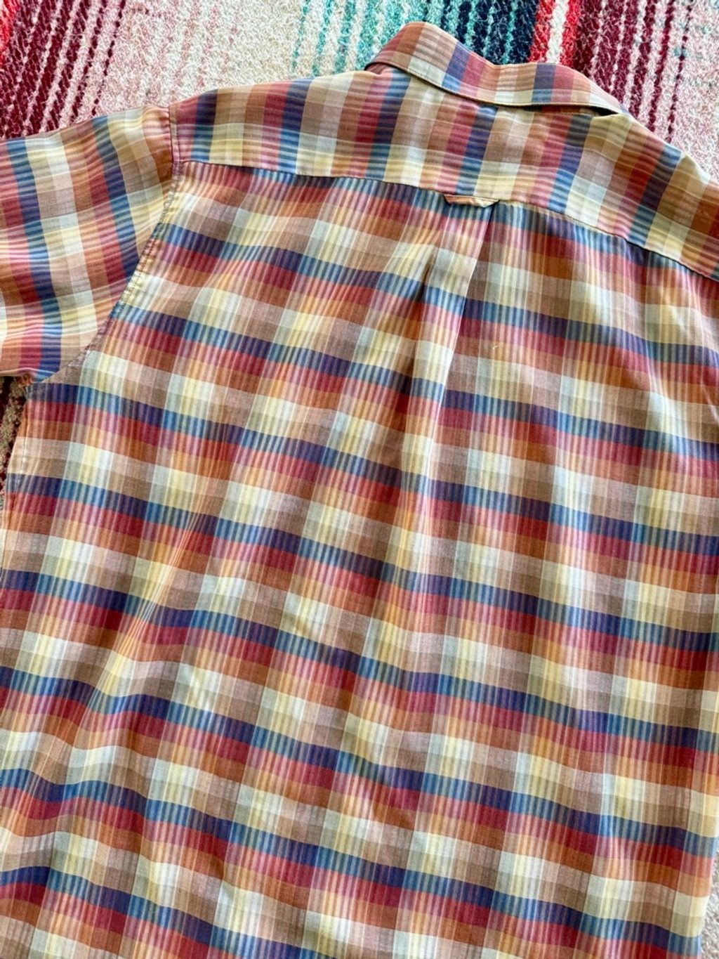 Van Heusen 80s Men's Van Heusen Plaid Button Down Shirt L Red Blue Size US L / EU 52-54 / 3 - 4 Thumbnail